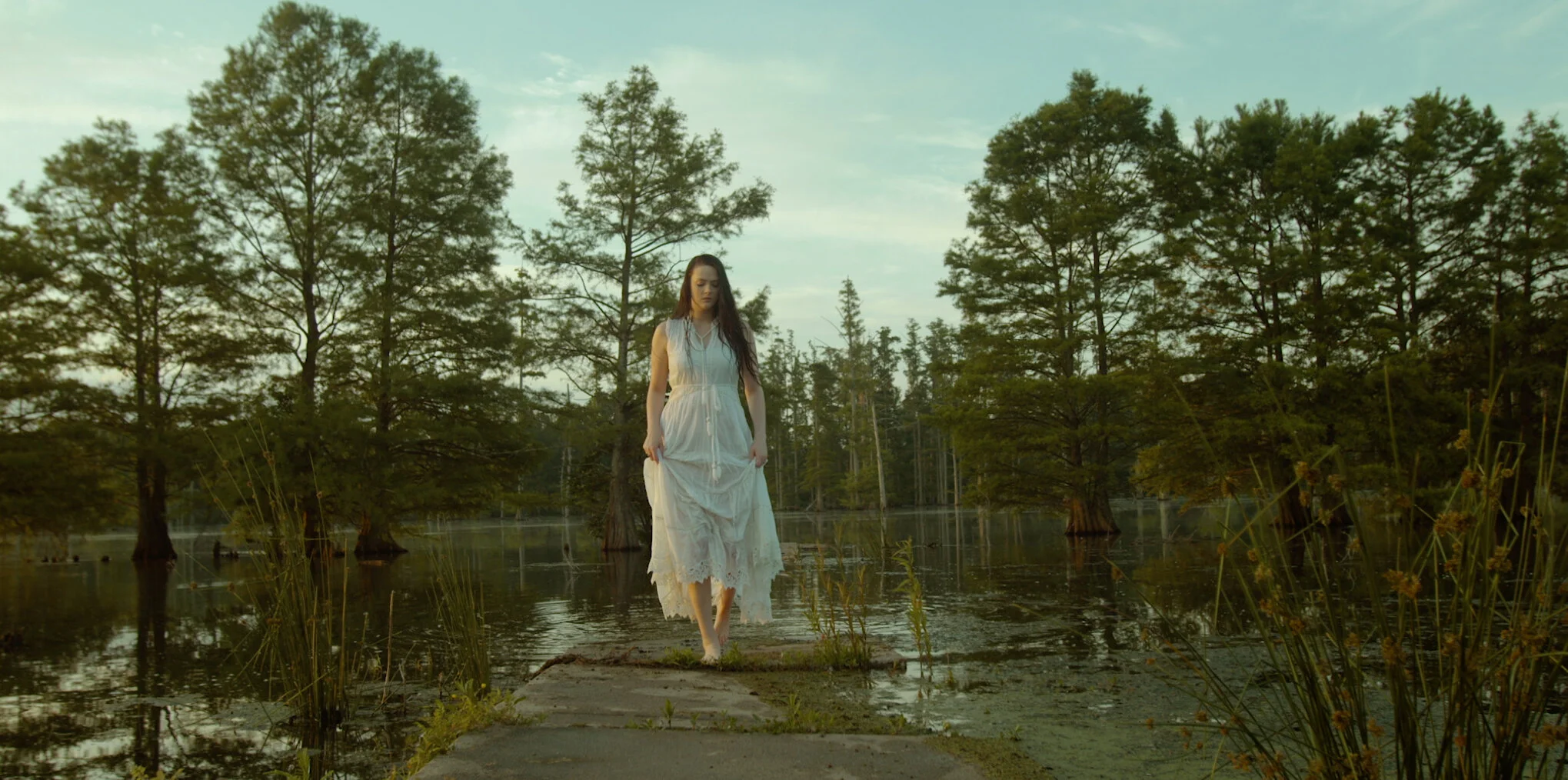 Vulnerable World (ft. Von Grey) - Slow Violence (2)