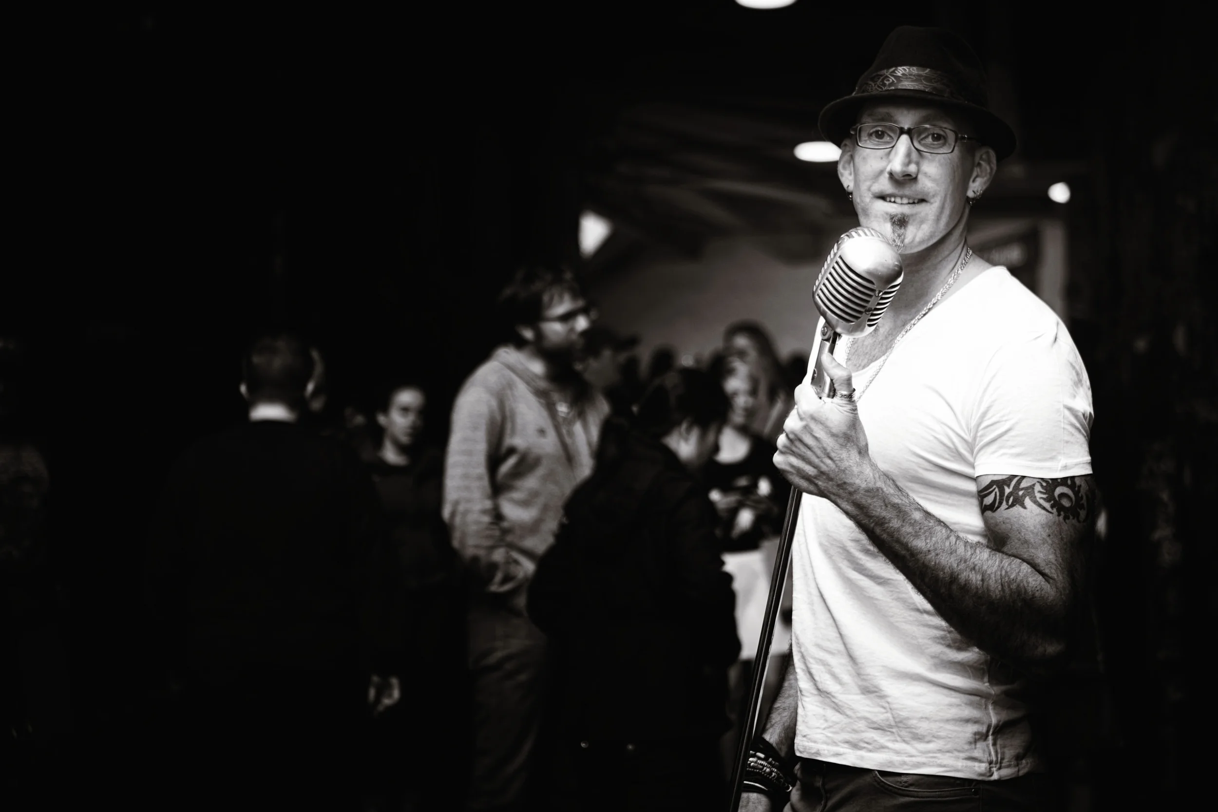 _P7J1444-1vbw FLIP.jpg