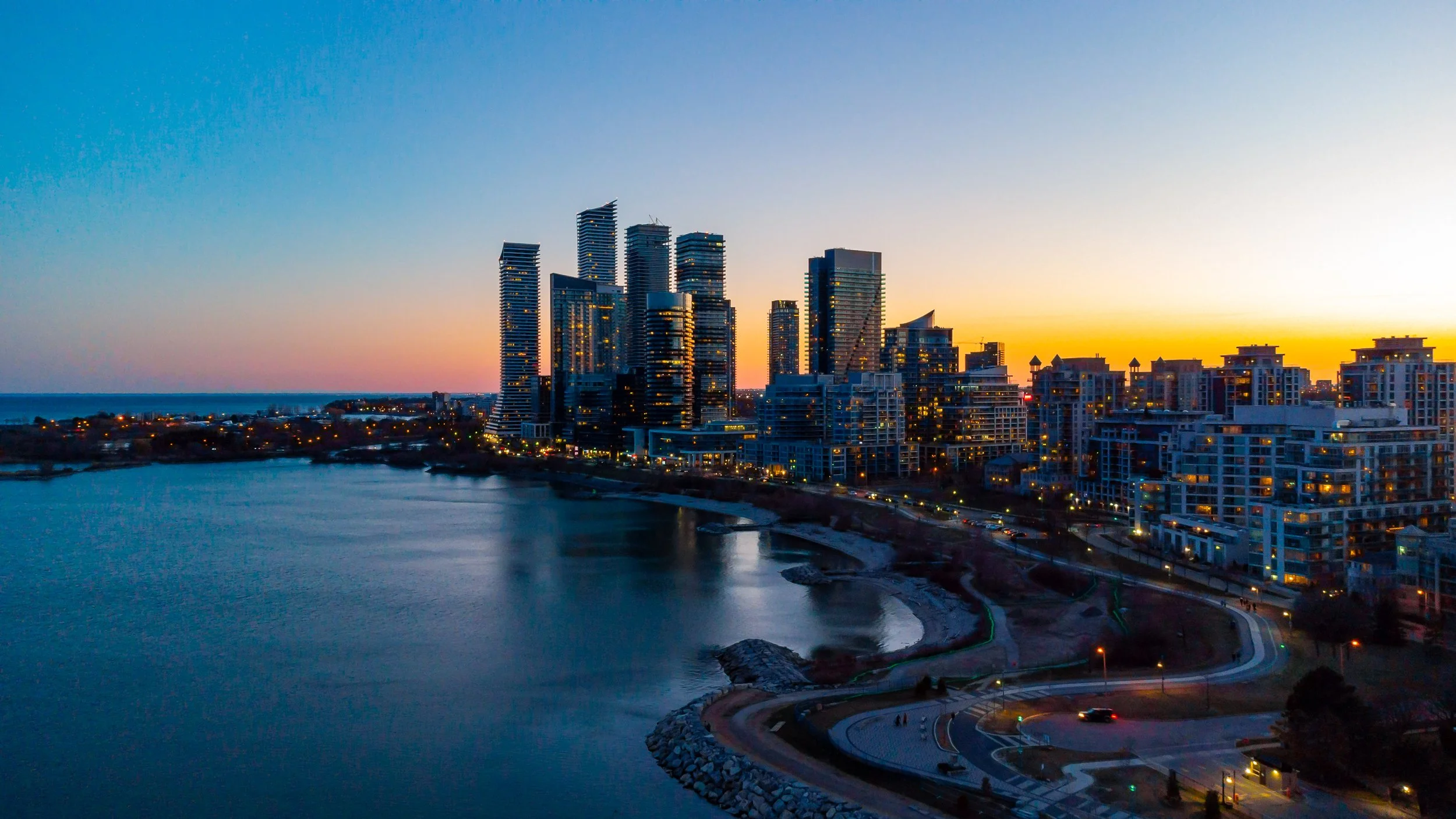 TorontoDrone_Goldenhour-2.jpg