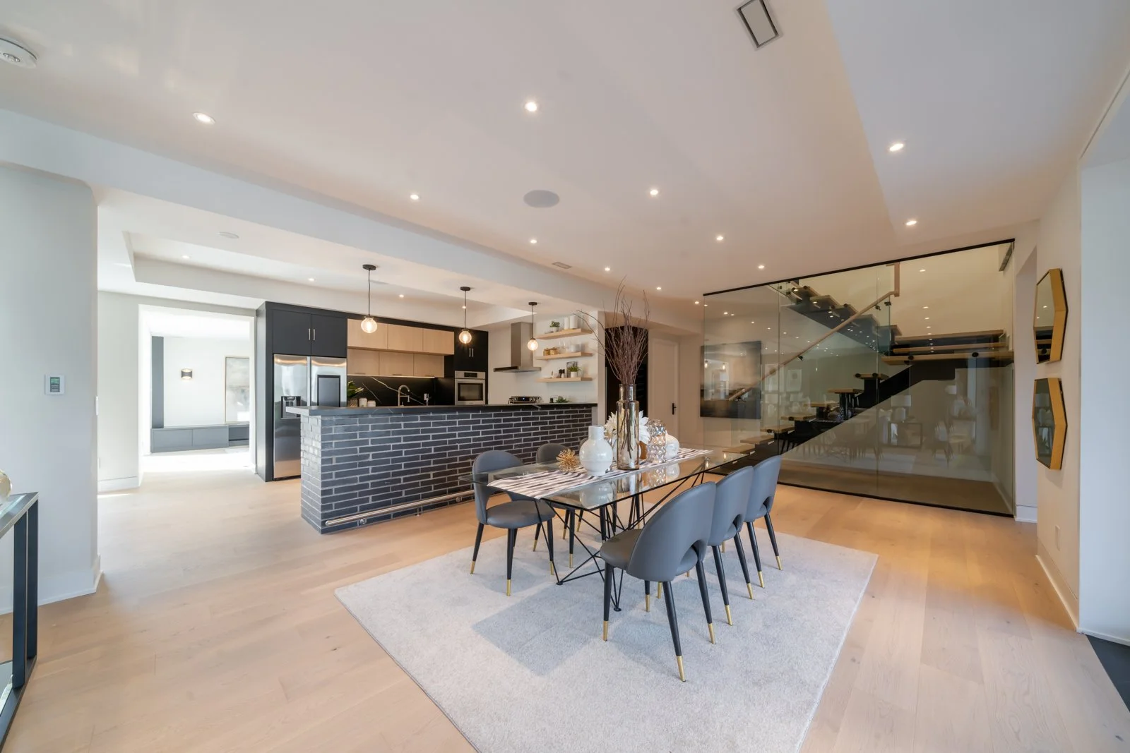 78 Laurentide Dr-50.jpg