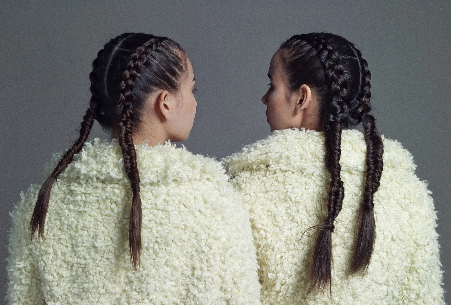 Lauren and Liz. Photo Yi Lin Hu.