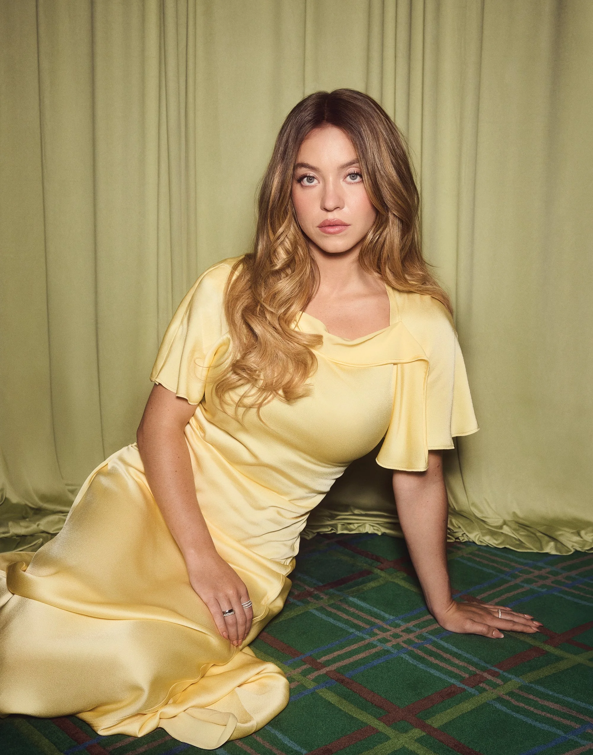 SYDNEY_SWEENEY_01_0862_COVER_CMYK.jpg