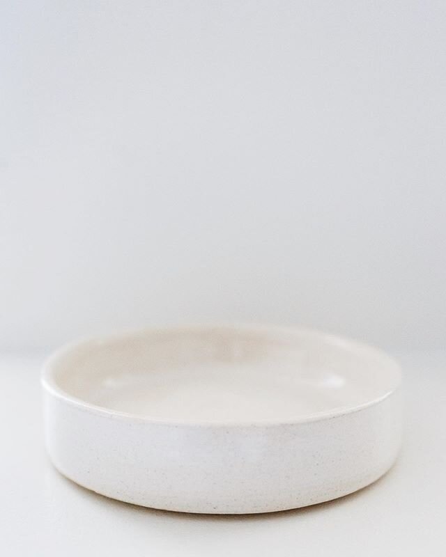 Visited the Whitney this weekend and saw Milk and Honey by Charles LeDray, a collection of 2000 miniature porcelain pots - no two are alike. Feeling inspired 🙆🏻&zwj;♀️
(thrown on the wheel and hand painted)
.
.
.
.
#pottery #clay #glaze #ceramics #