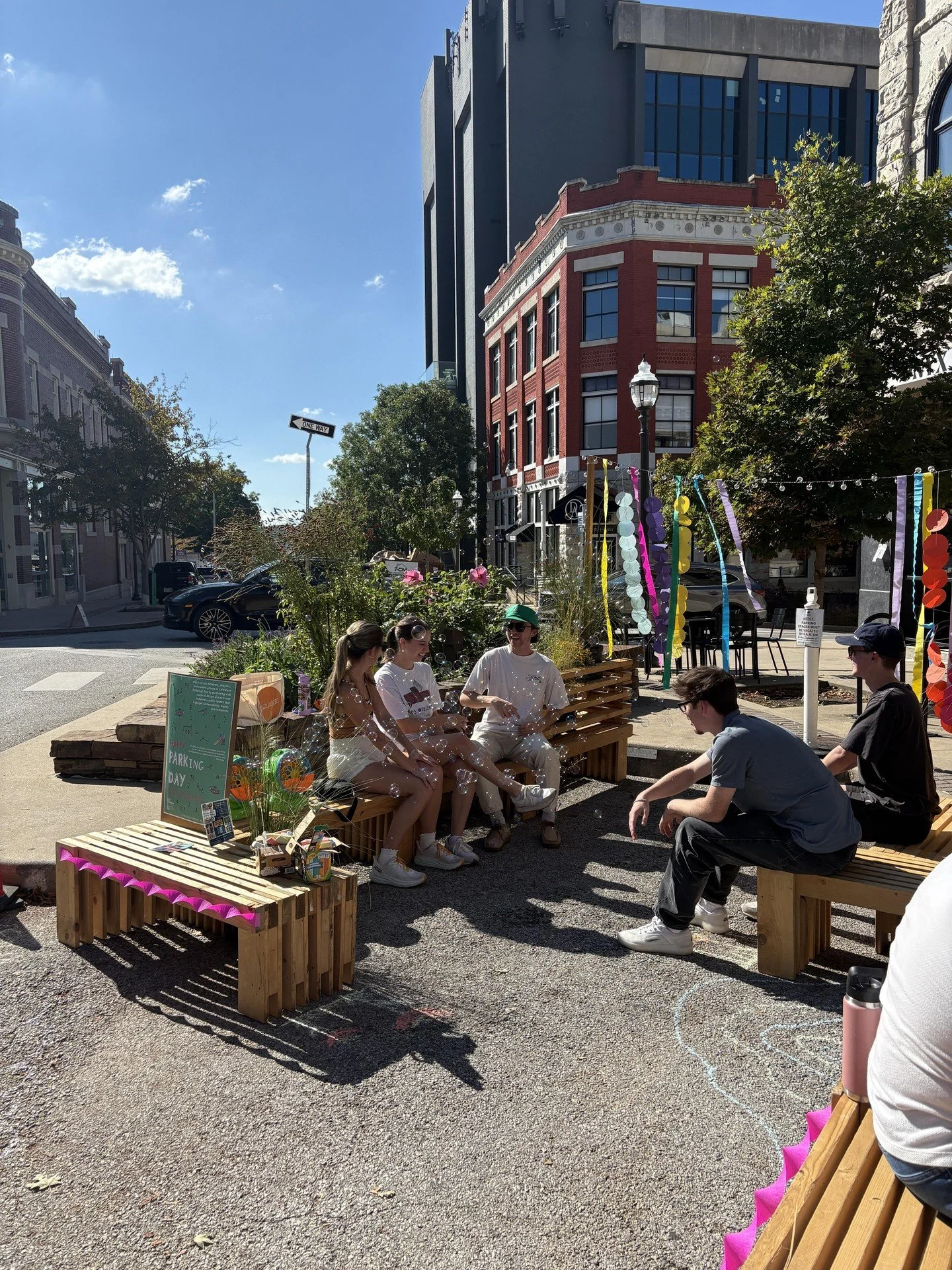 🌦️ Rain or shine, AR ASLA showed up for PARK(ing) Day in downtown Fayetteville!

Before the storms rolled in, UofA landscape architecture students reimagined everyday parking spaces as hubs for connection, creativity, and conversation.

A huge thank