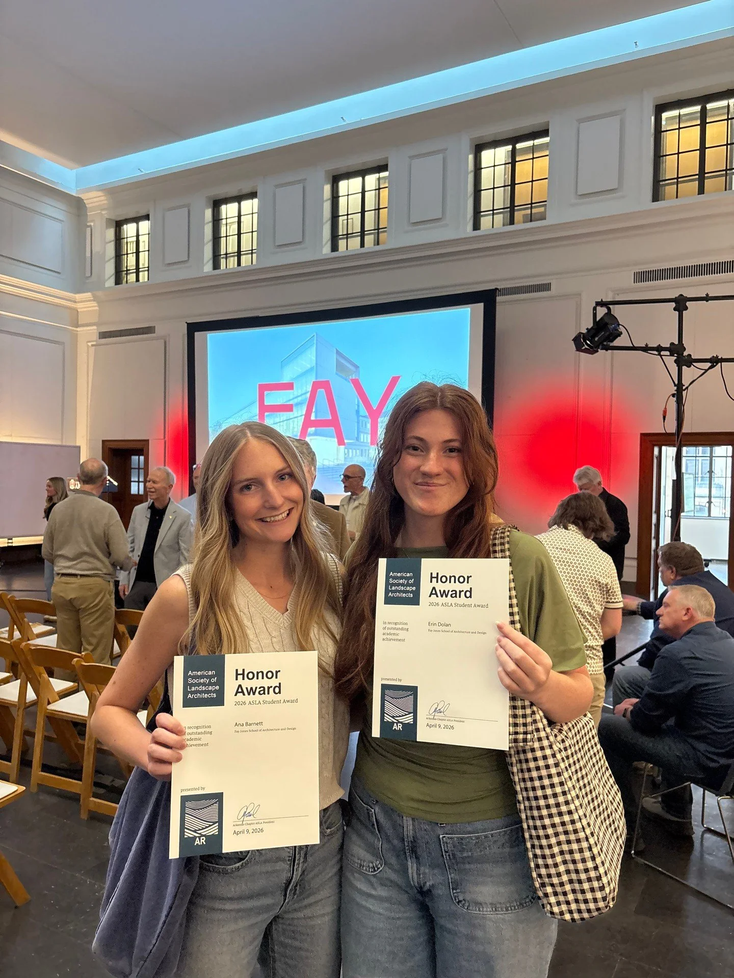 Big moment for these student landscape architects 👏

Erin Dolan (Tulsa, Oklahoma) and Ana Barnett (Downers Grove, Illinois), students in the University of Arkansas Landscape Architecture program @fayjonesschool, recently presented their academic and