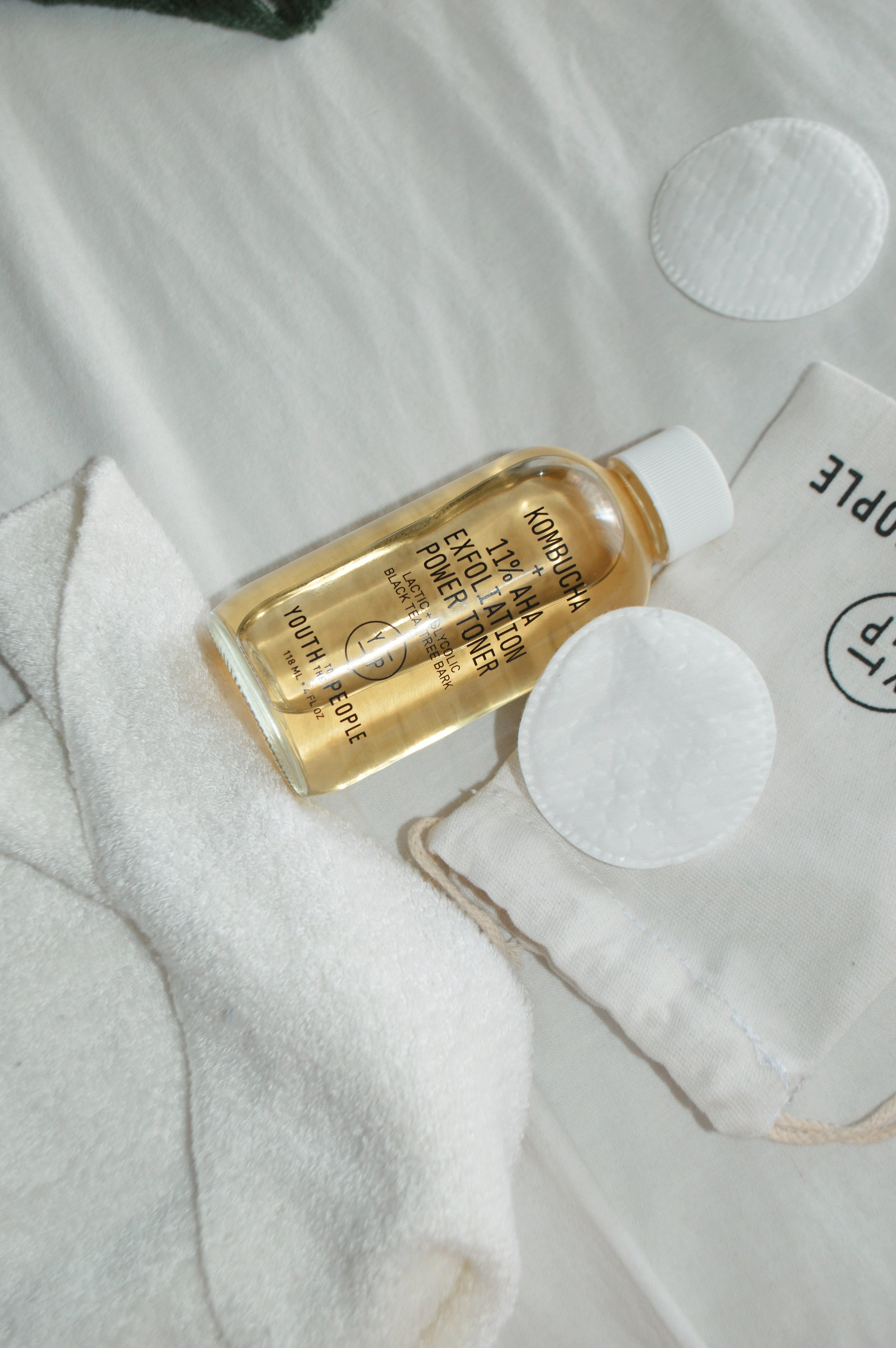 Bedøvelsesmiddel Evne håndled Review: Kombucha + 11% AHA Exfoliation Power Toner by Youth To The People —  Skin Poetry
