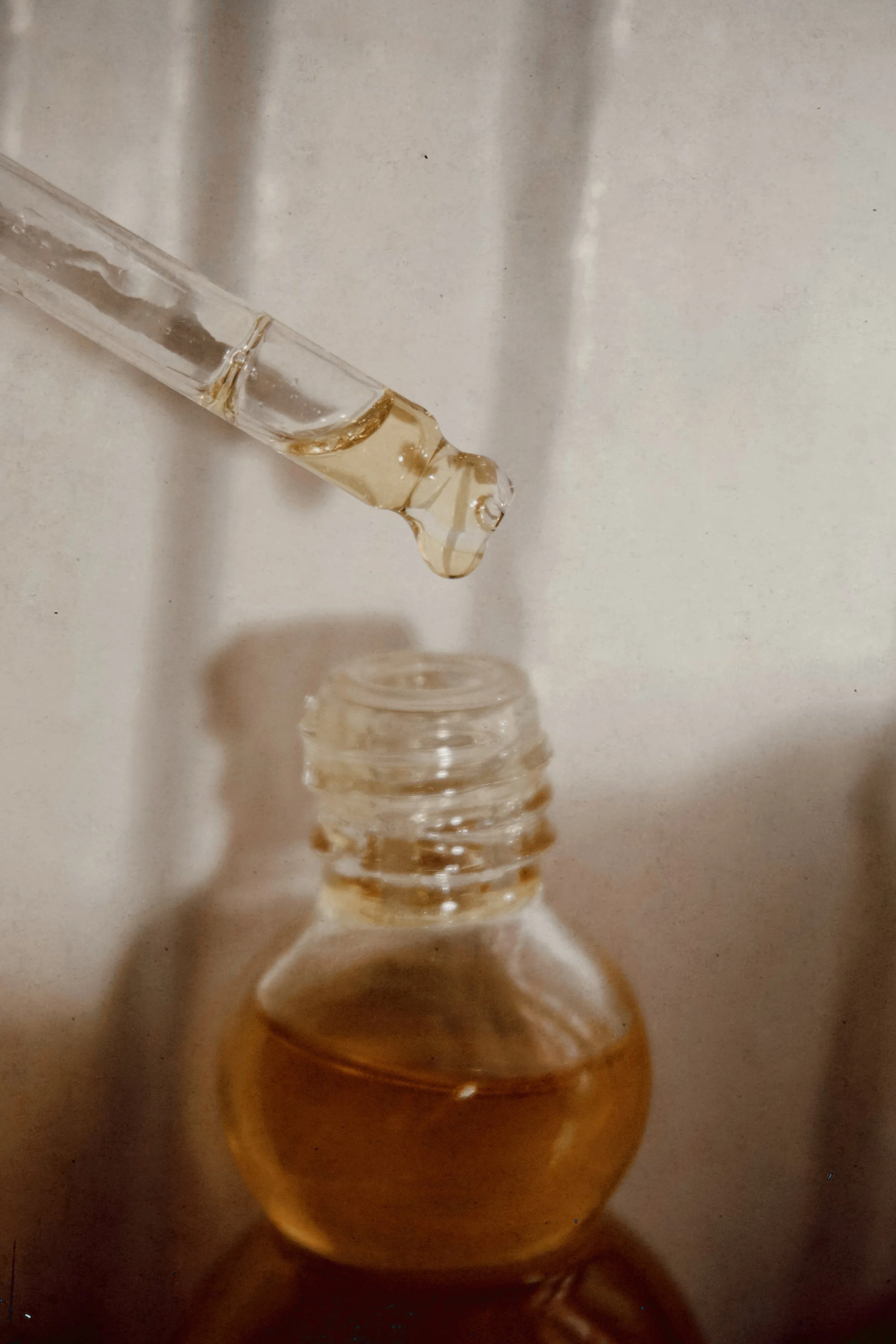 Review Gisou Honey Infused Face Oil — Skin Poetry