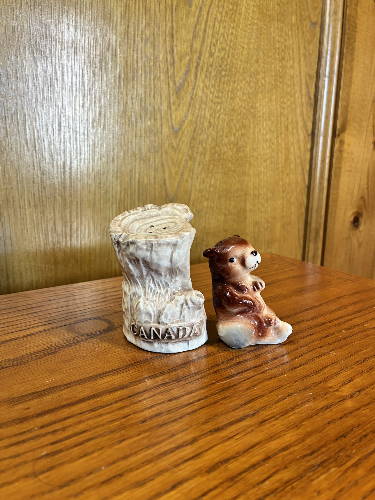 $2 | Canada Woodchuck S+P Shakers