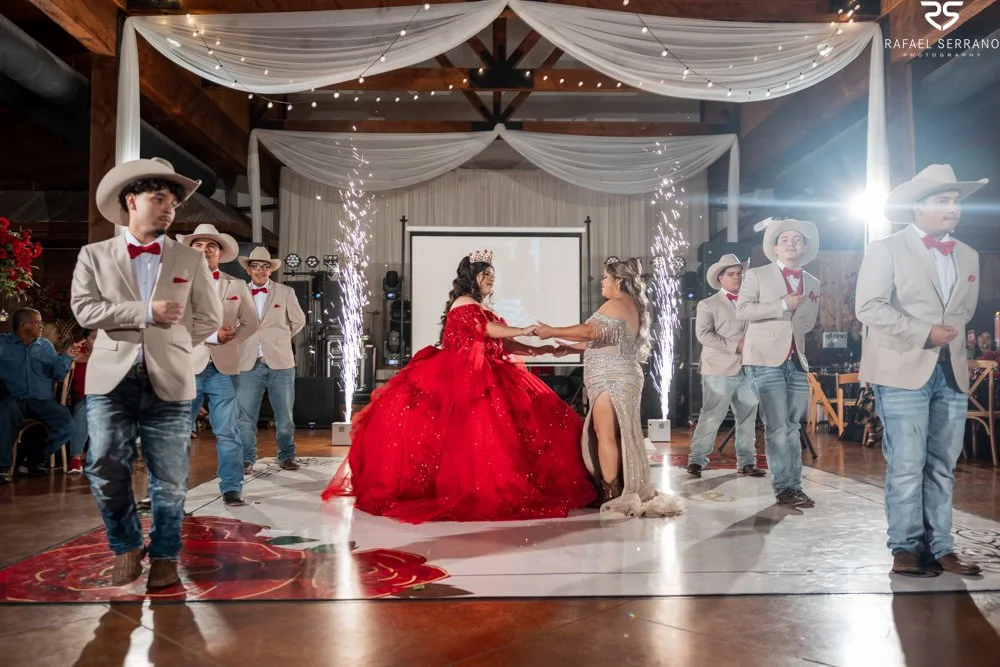DallasQuinceaneraPhotography-13.jpg