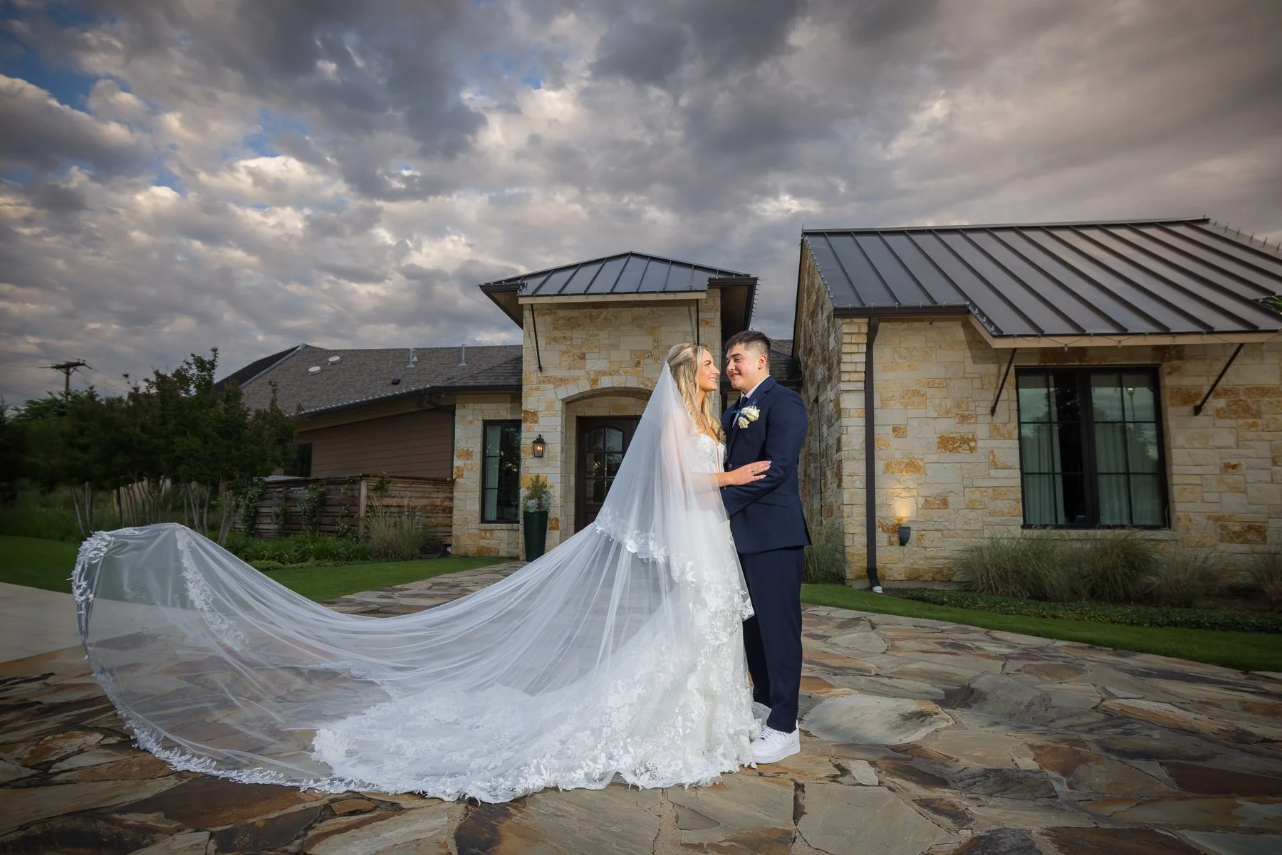 The Laurel Wedding Photographer