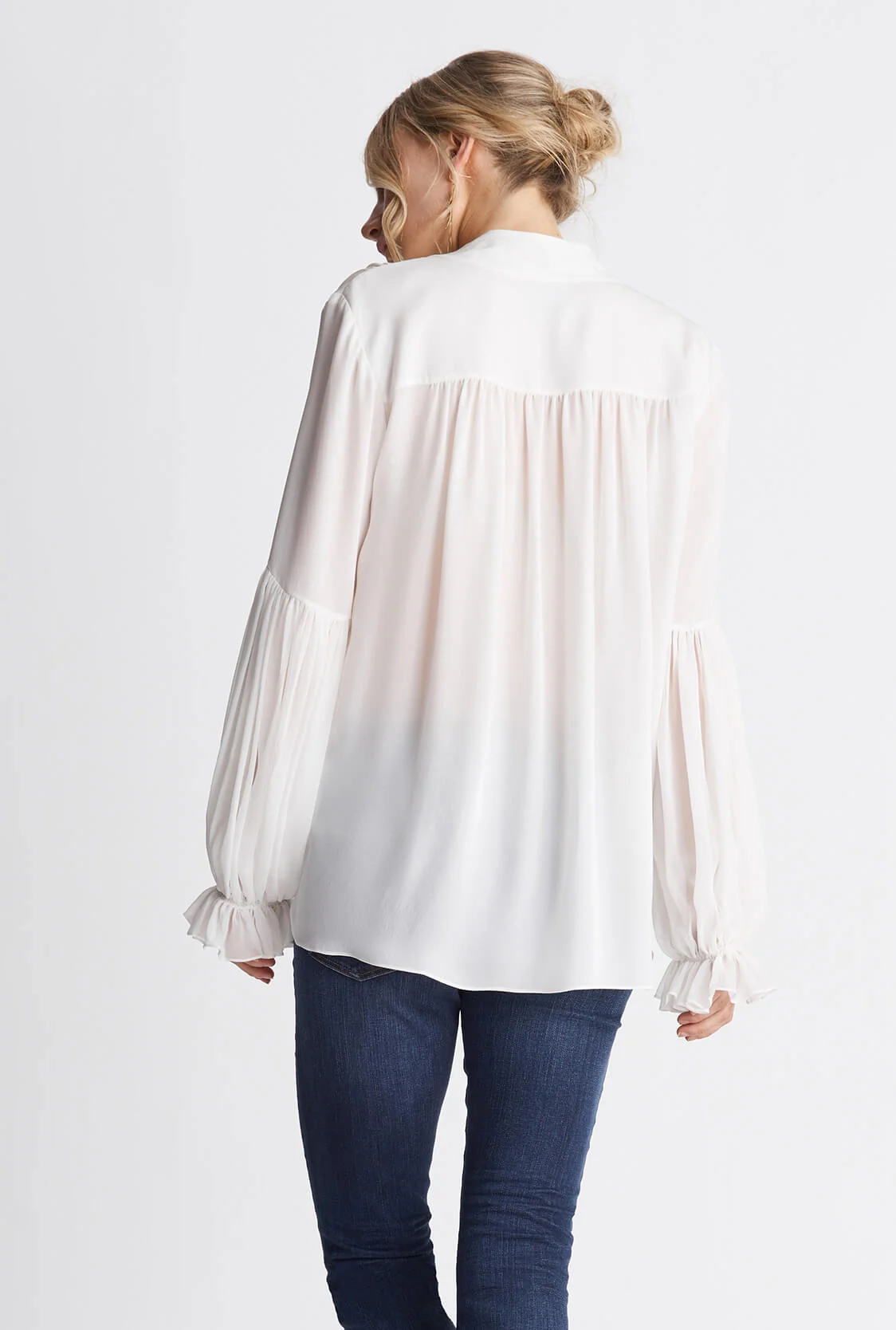 60901003GG.SWAN-3.jpg