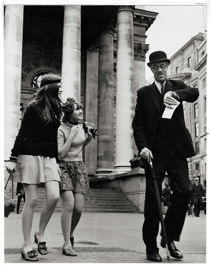 'What's the Time Mister' London Stock Exchange 1967