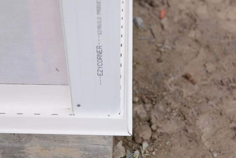 EzyCorner with K-Strip Cavity fix