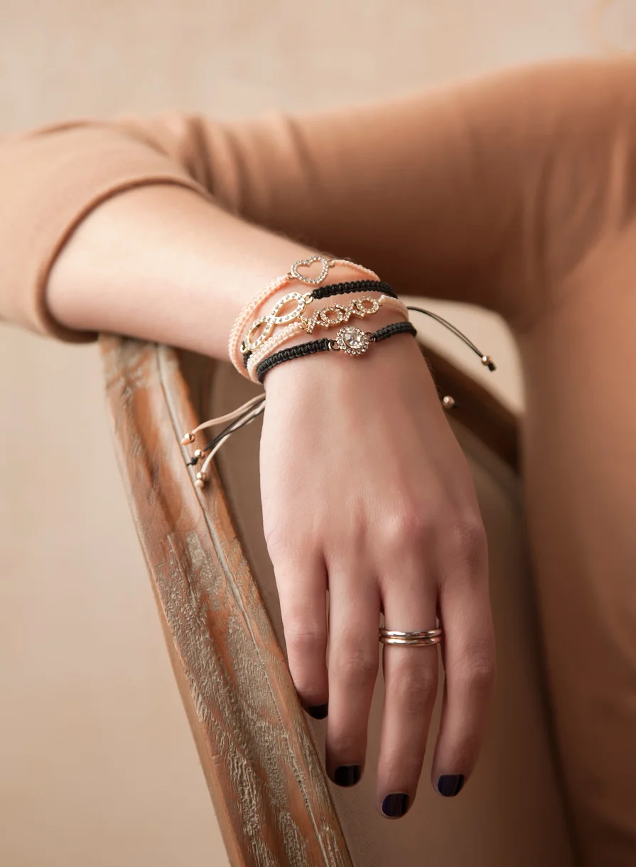  studio jewelry photography for catalog 