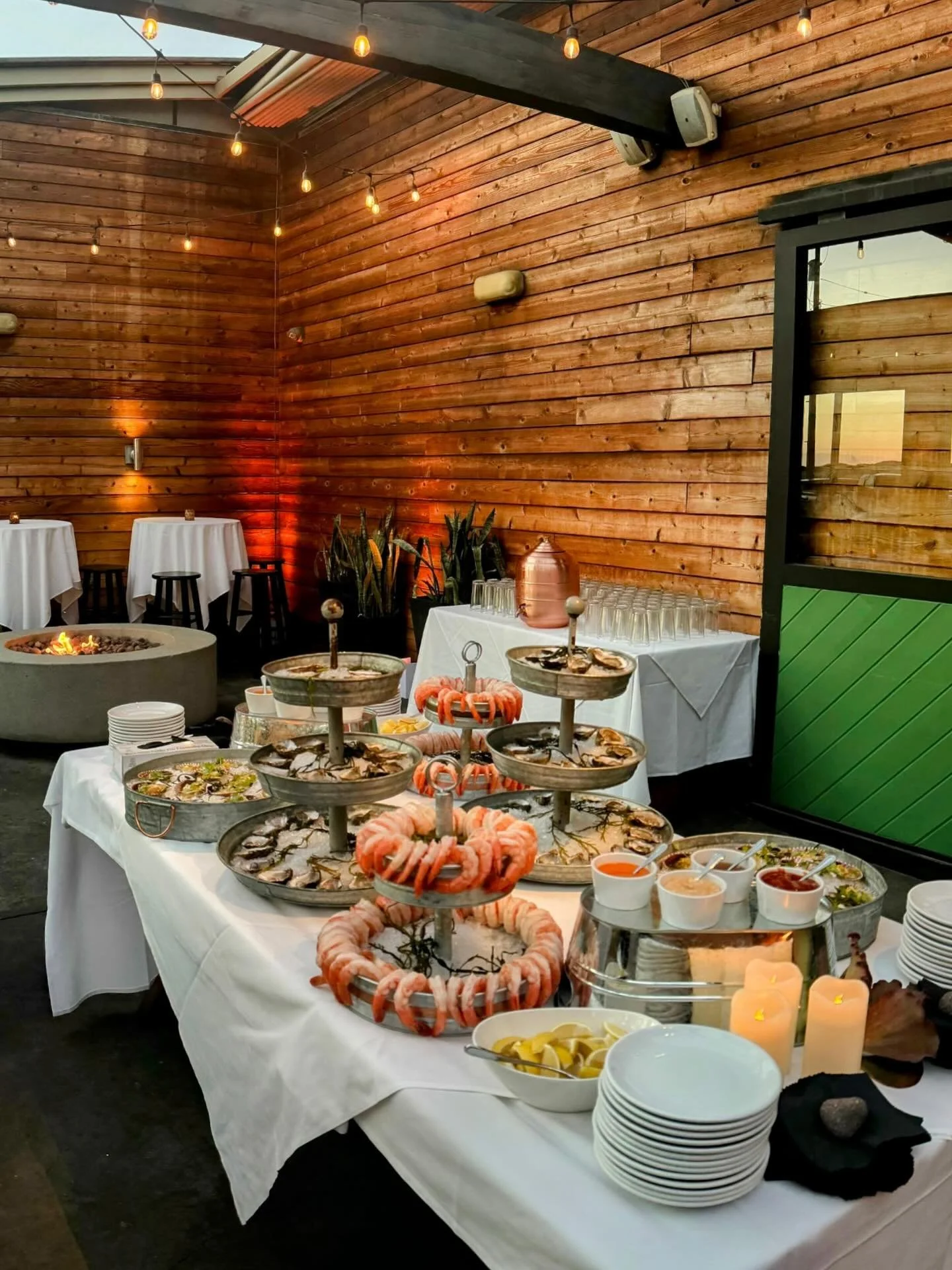SEAfood Happy Hour Party ! On our Dockside patio for 50 ppl. You Could Be The Next Event We Have Here. Inquire using our links in BIO. #privateevent #playaprovisions #happyhour #createyourhappy #beachlife #cocktails #andseafood