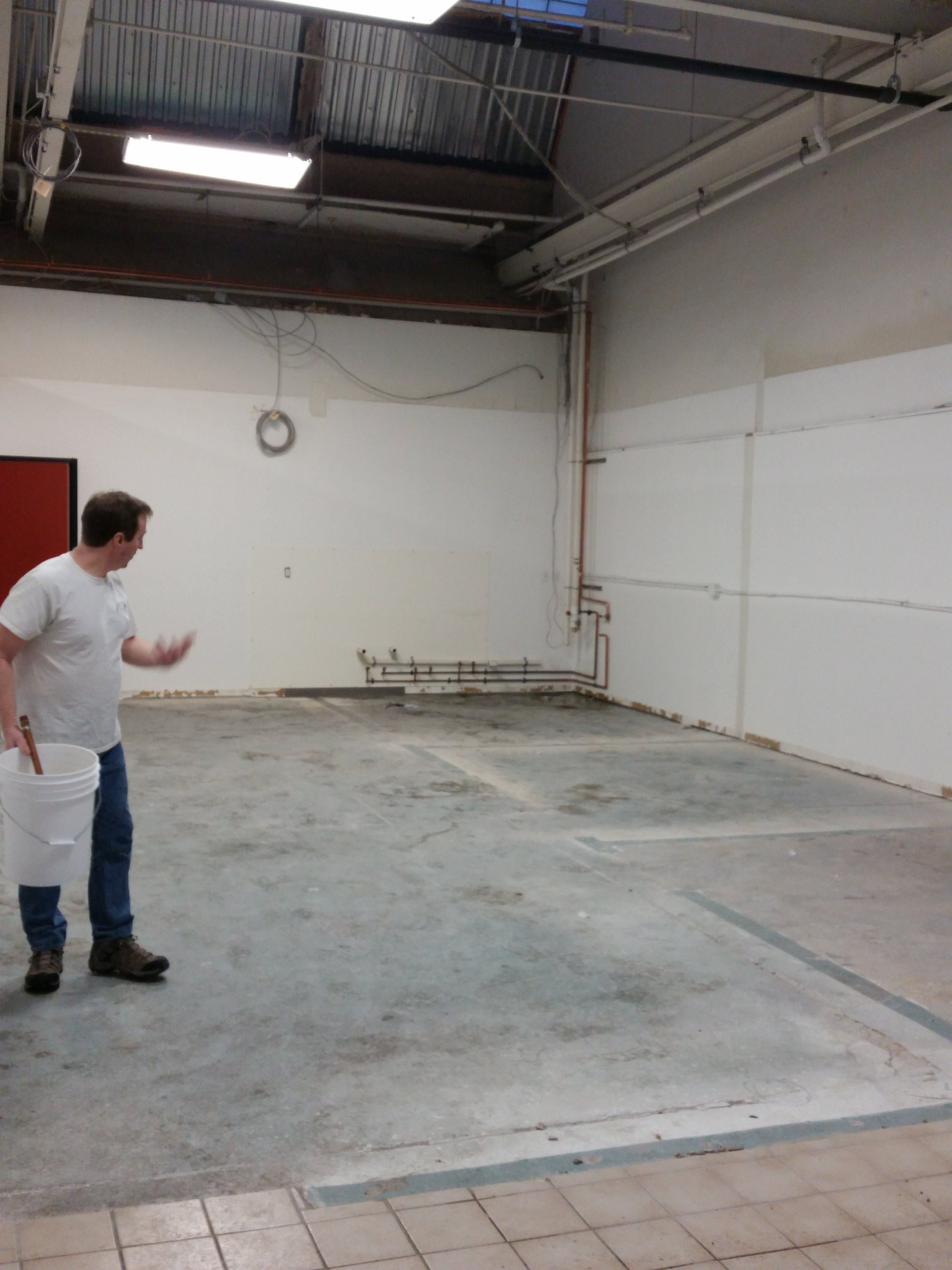 Mike looking around and surprised at how big 870 sqft is.