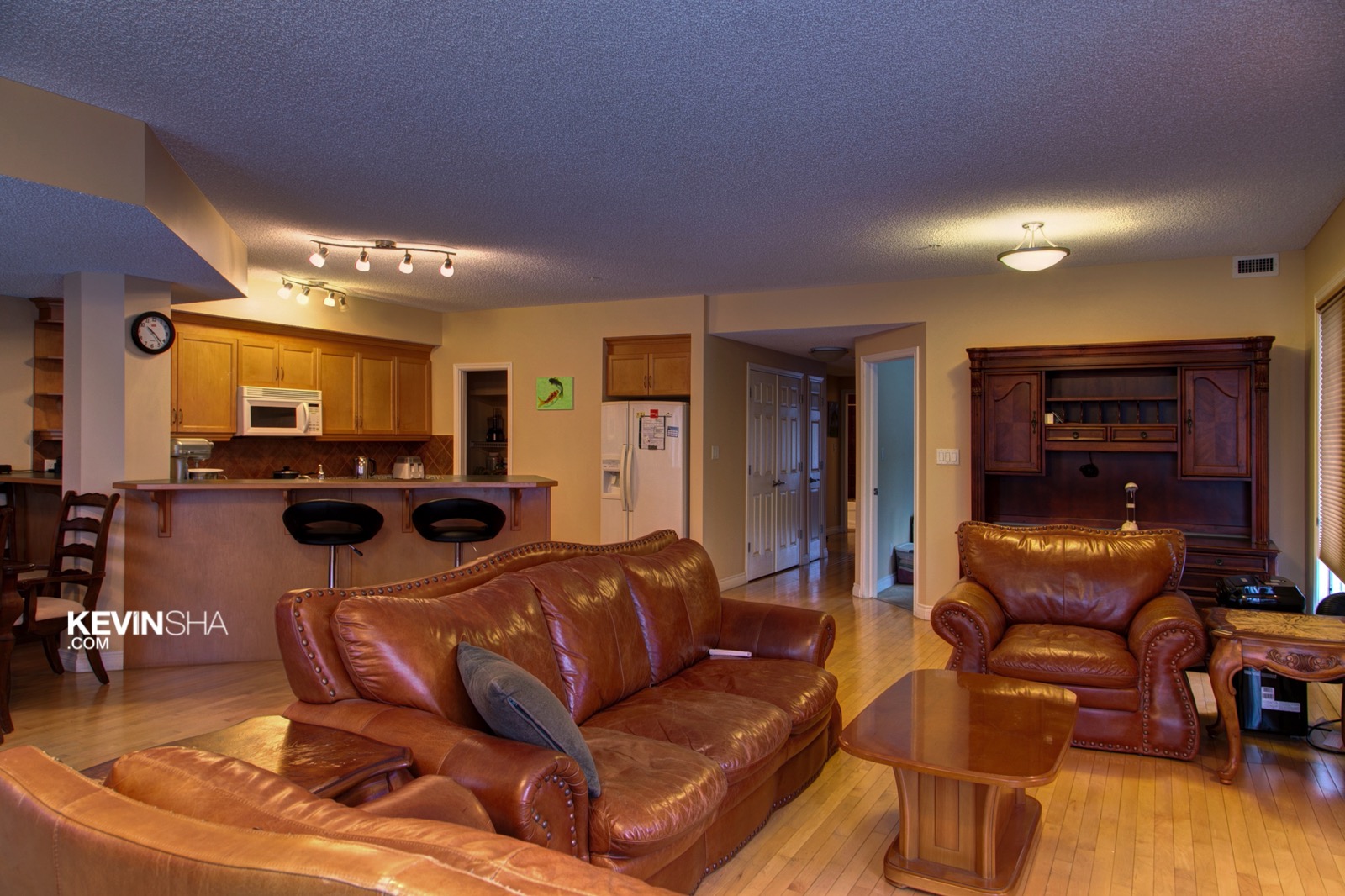 Interior-7.jpg