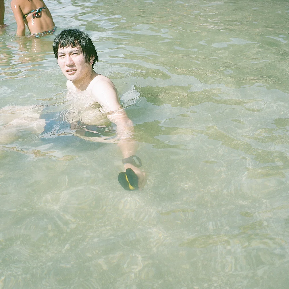 New Mamiya 6 / 75mm / Kodak PORTRA 160NC
www.okanoyasushi.com/