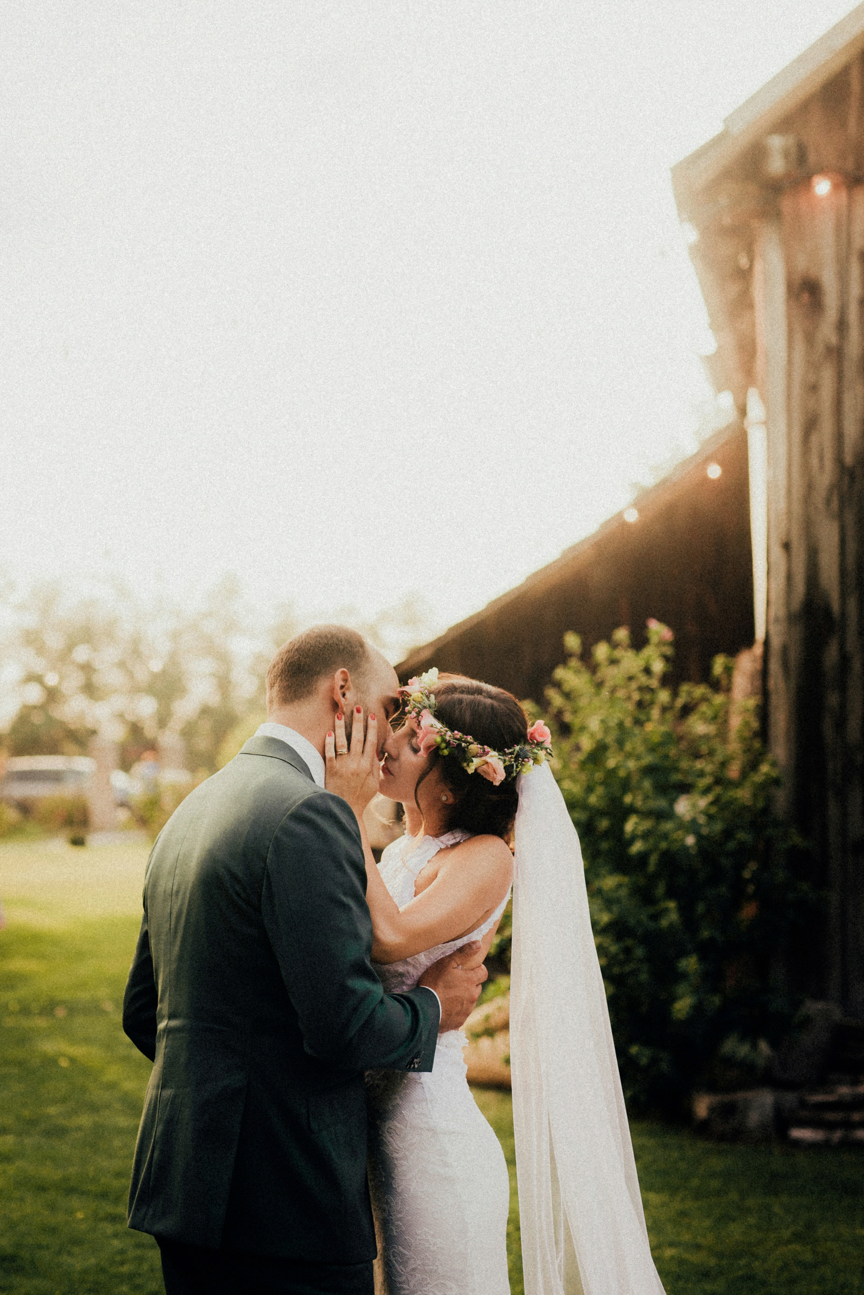 2 rustic summer outdoor wedding 004.jpg
