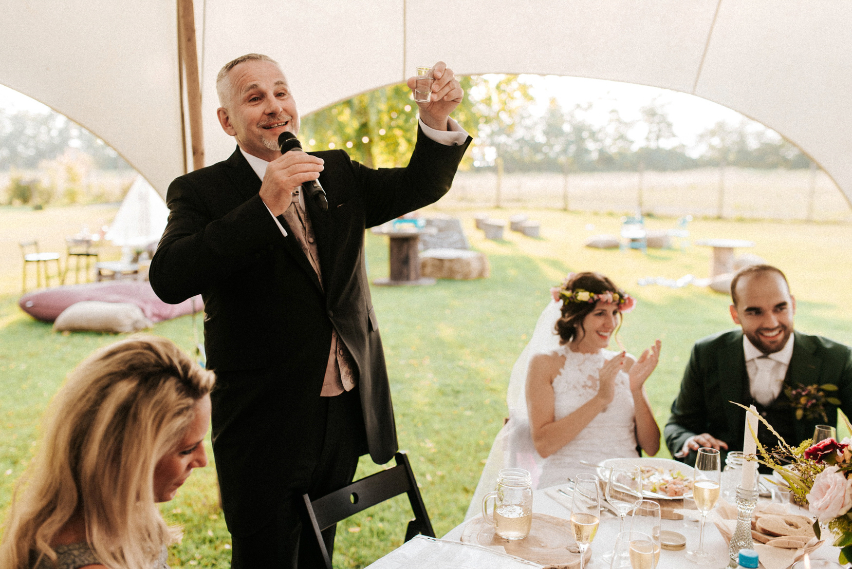 2 rustic summer outdoor wedding 017.jpg