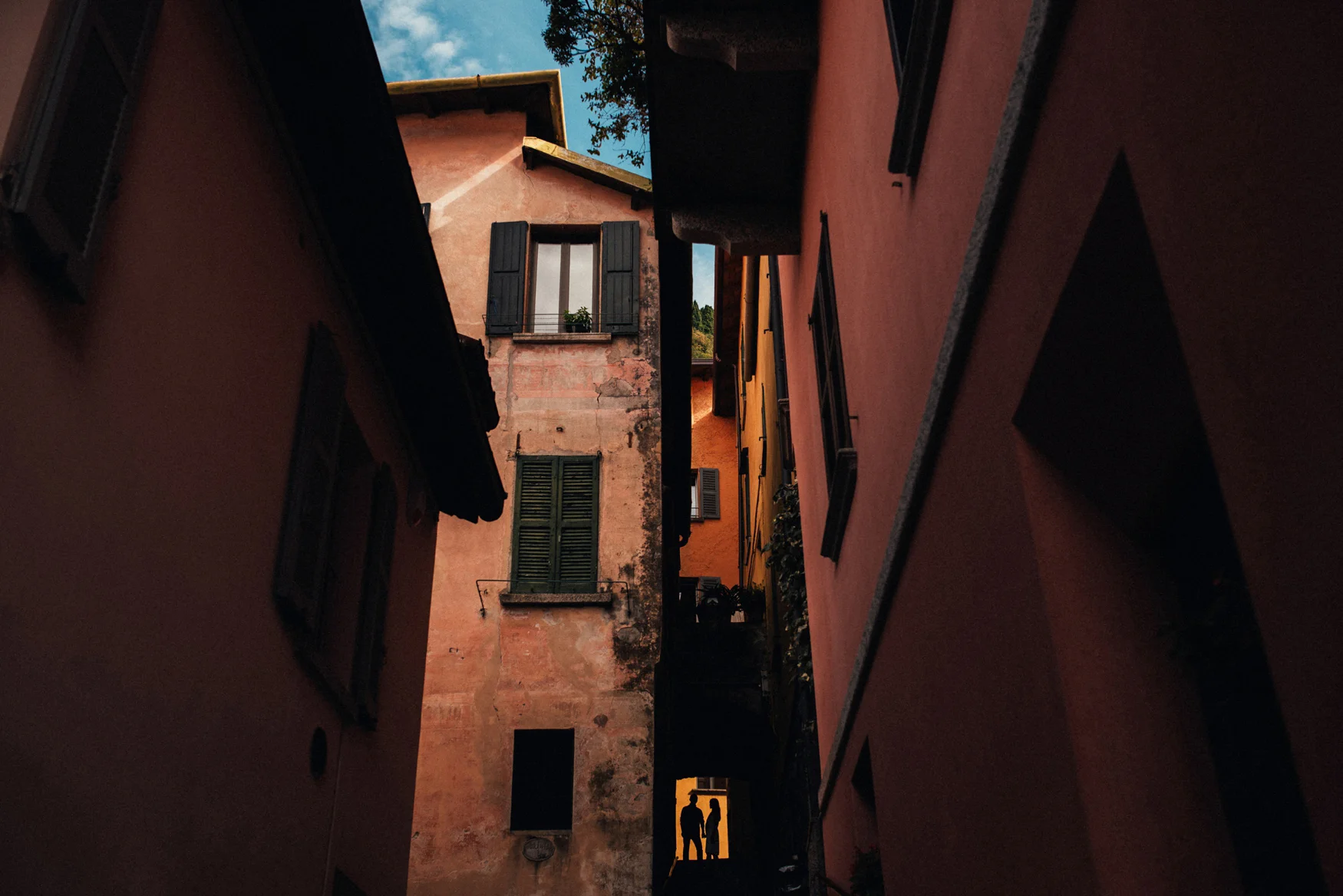 4 lake como engagement session varenna 007.jpg
