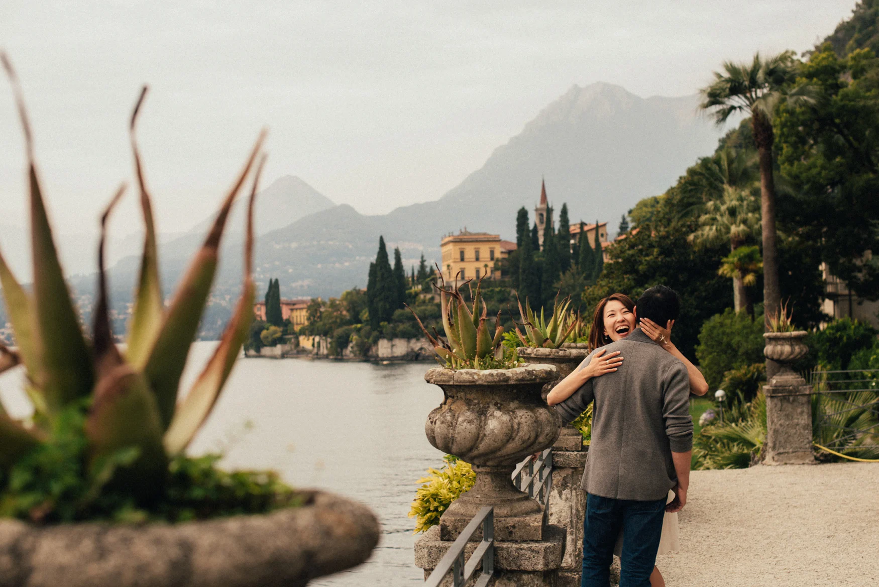 4 lake como engagement session varenna 026.jpg