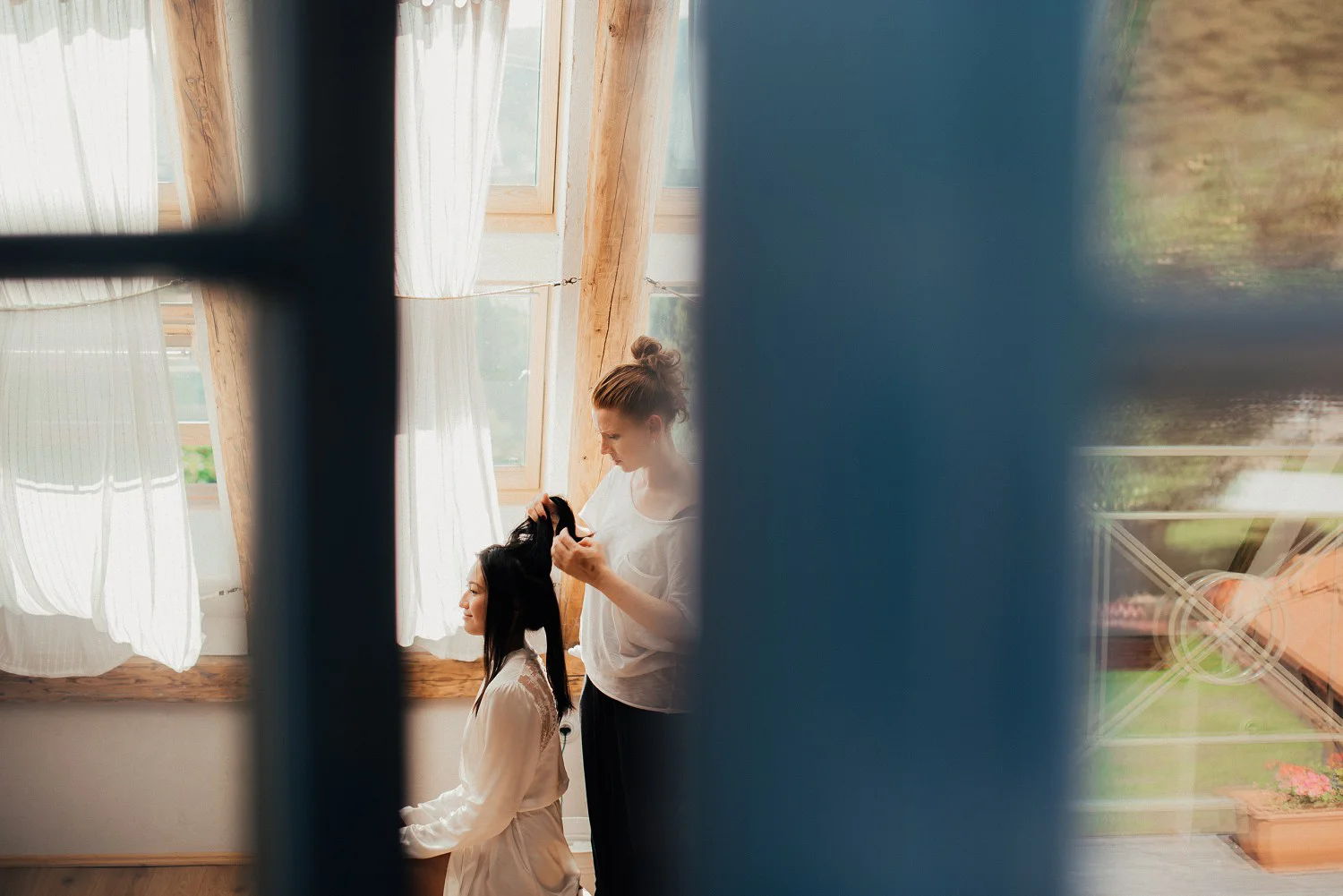 1 rustic outdoor wedding in vineyards 018.jpg
