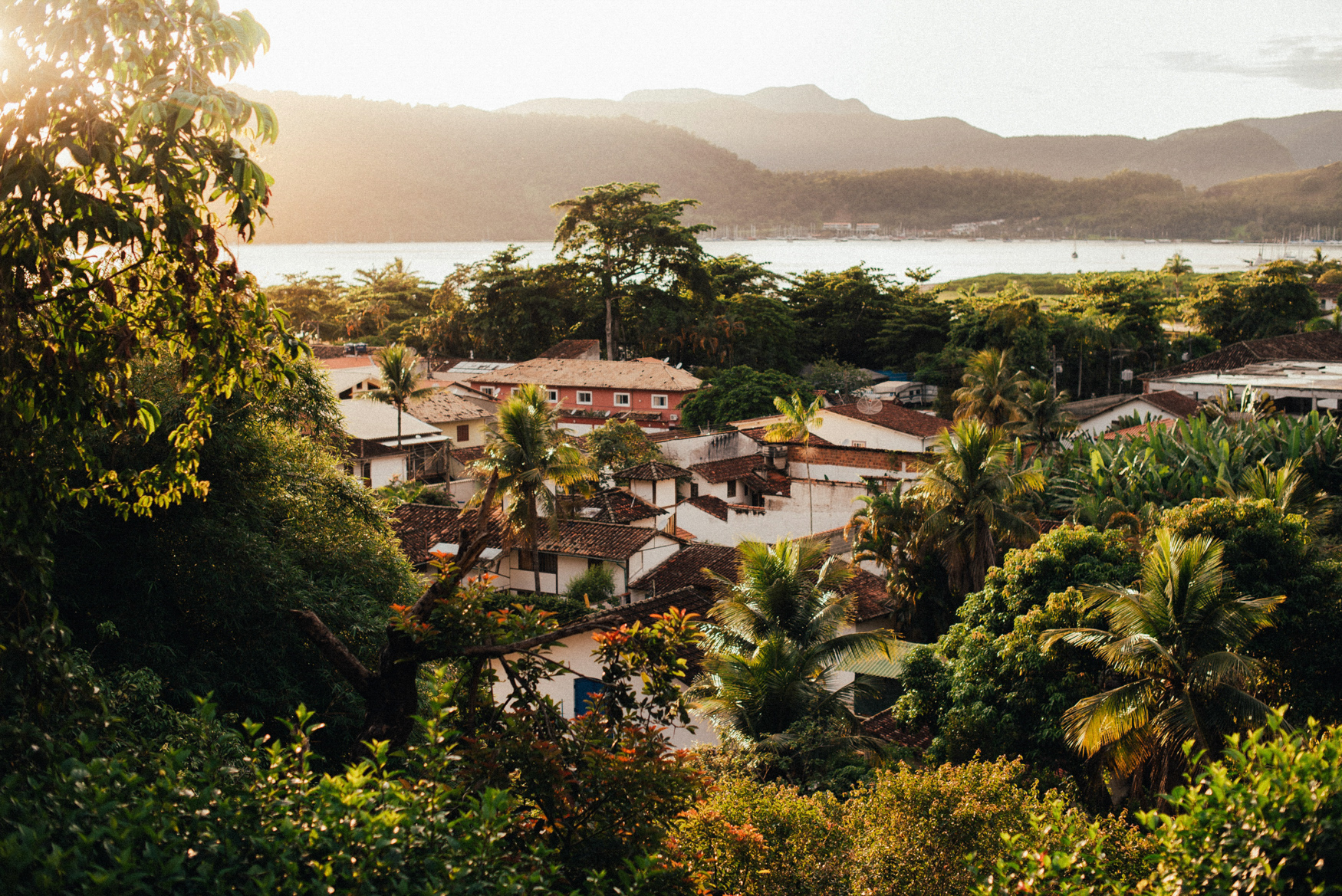 E&T1 brazil tropical engagement session in paraty & rio 011.jpg