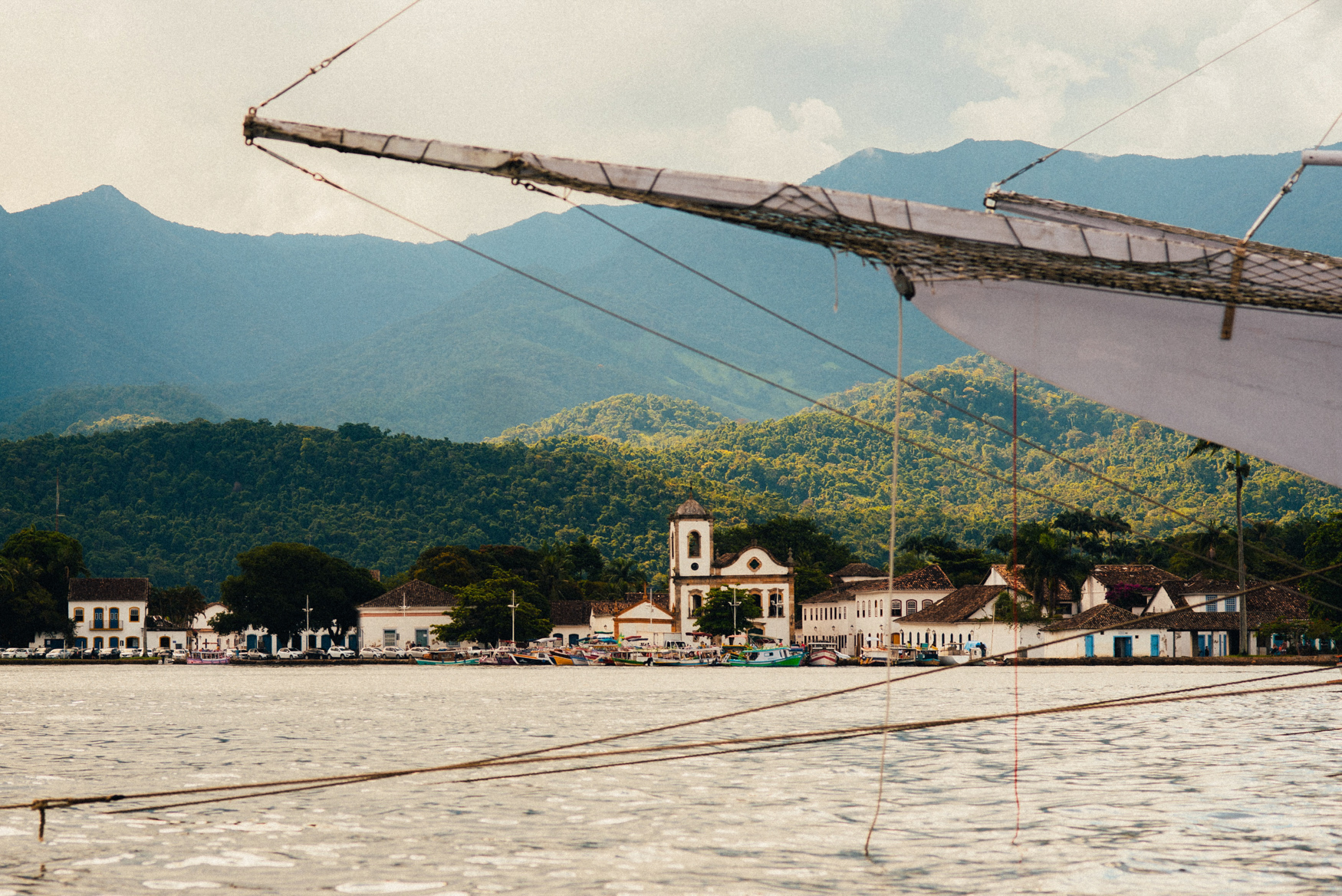E&T1 brazil tropical engagement session in paraty & rio 037.jpg
