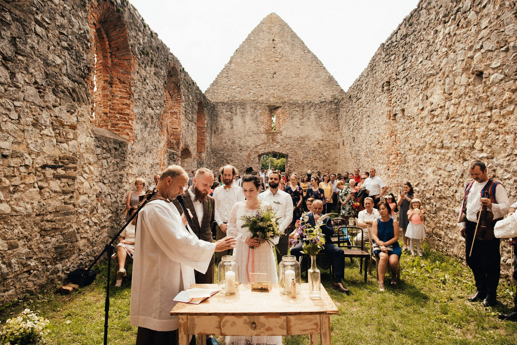 k&p relaxed hipster barn wedding 056.jpg
