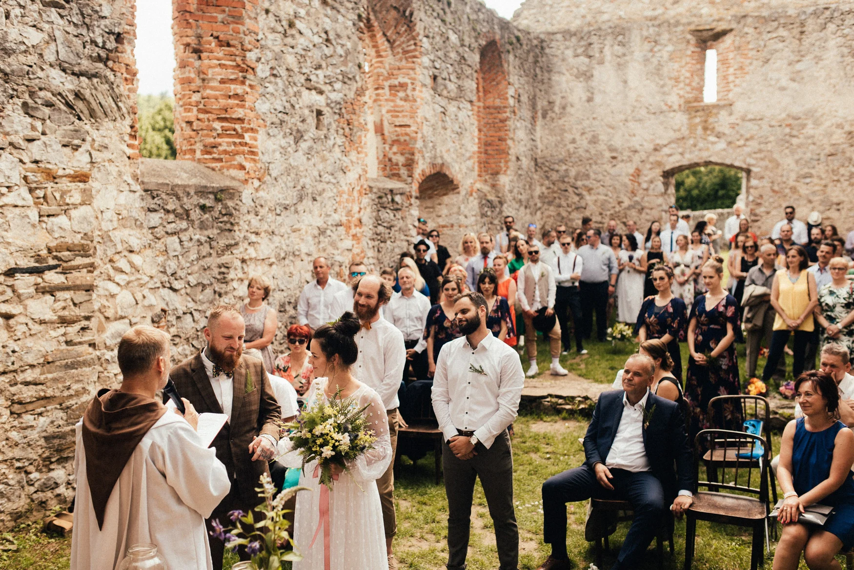 k&p relaxed hipster barn wedding 060.jpg