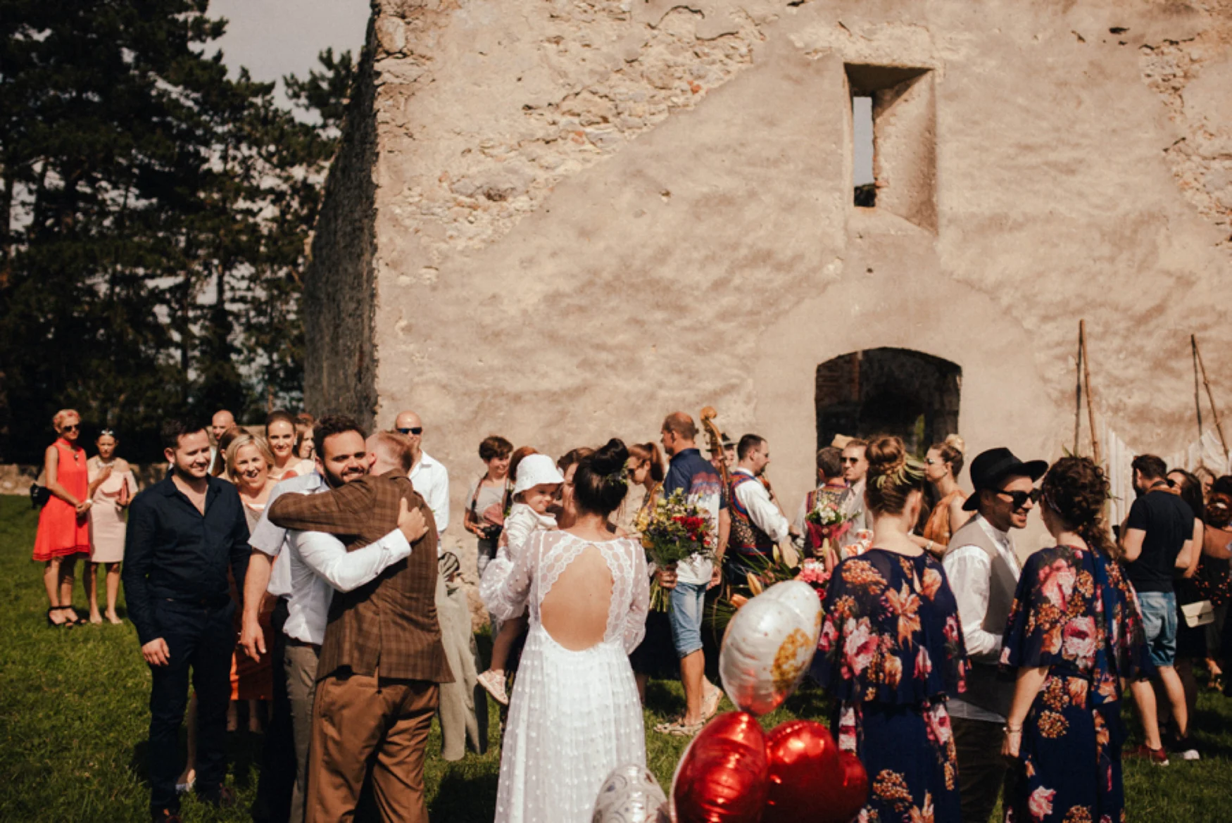 k&p relaxed hipster barn wedding 076.jpg
