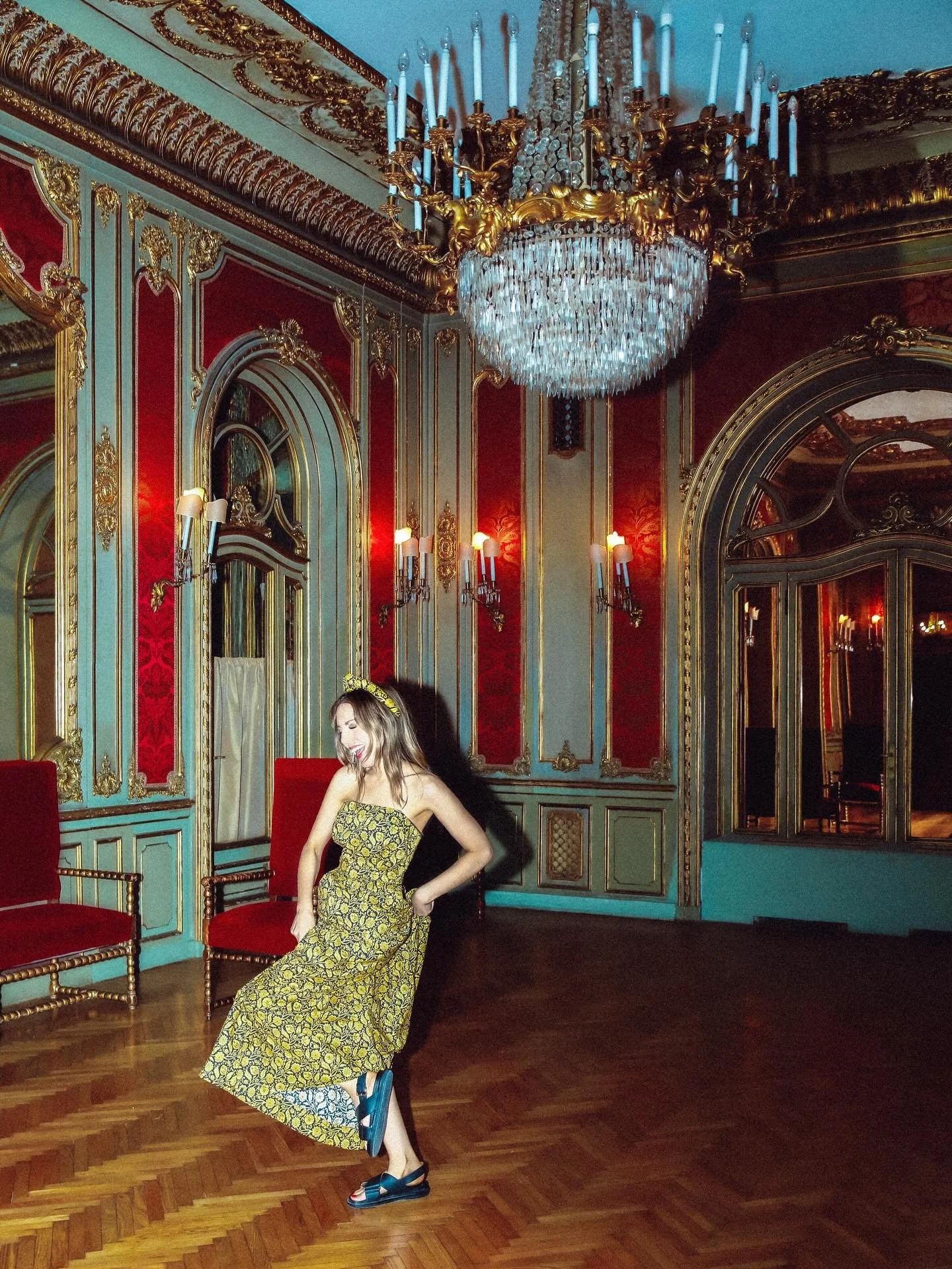 Daniela the Osteo in the ballroom with the compression tights. 🔪