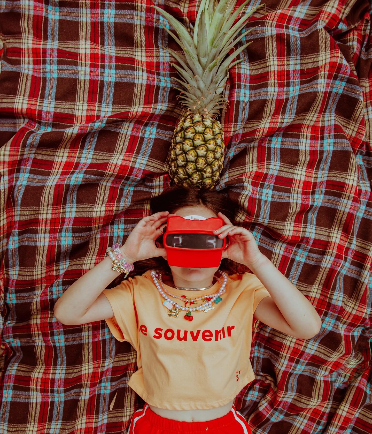 We shot these last year with  @therogerofficial .Loved it. Loved them. So rad to see them doing great. These pics deserved the grid baby. 🍍