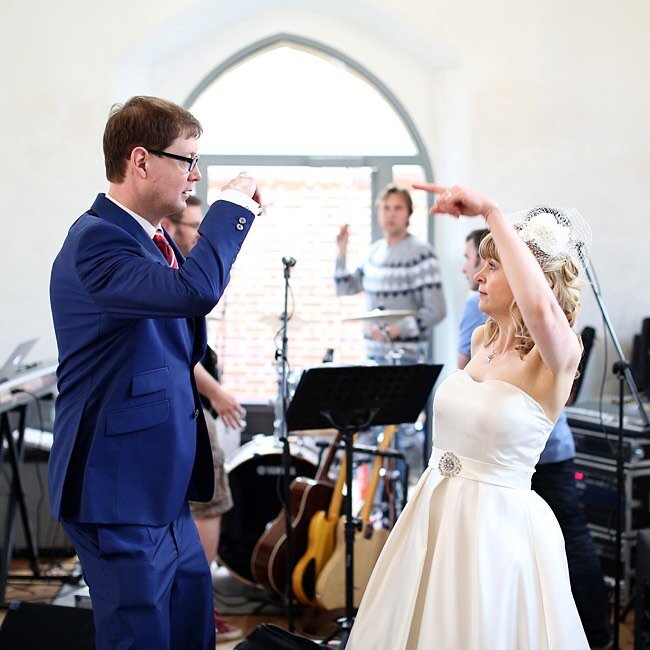 Wedding Photography The Pennoyer Centre
.
.
.
.
.
.
#firstdance #weddingdance #brideandgroomdancing #letsboogie #weddingphotography #weddingday #brideandgroom
.
.
Venue: @pennoyercentre