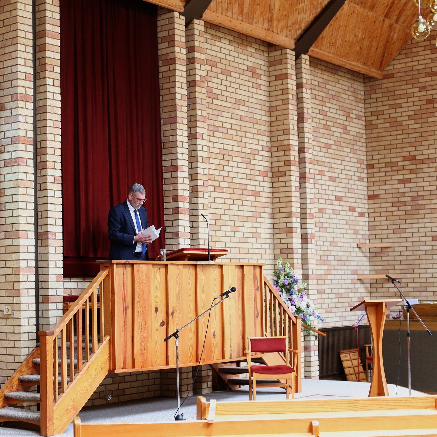 Wedding Photography Westoning Baptist Church