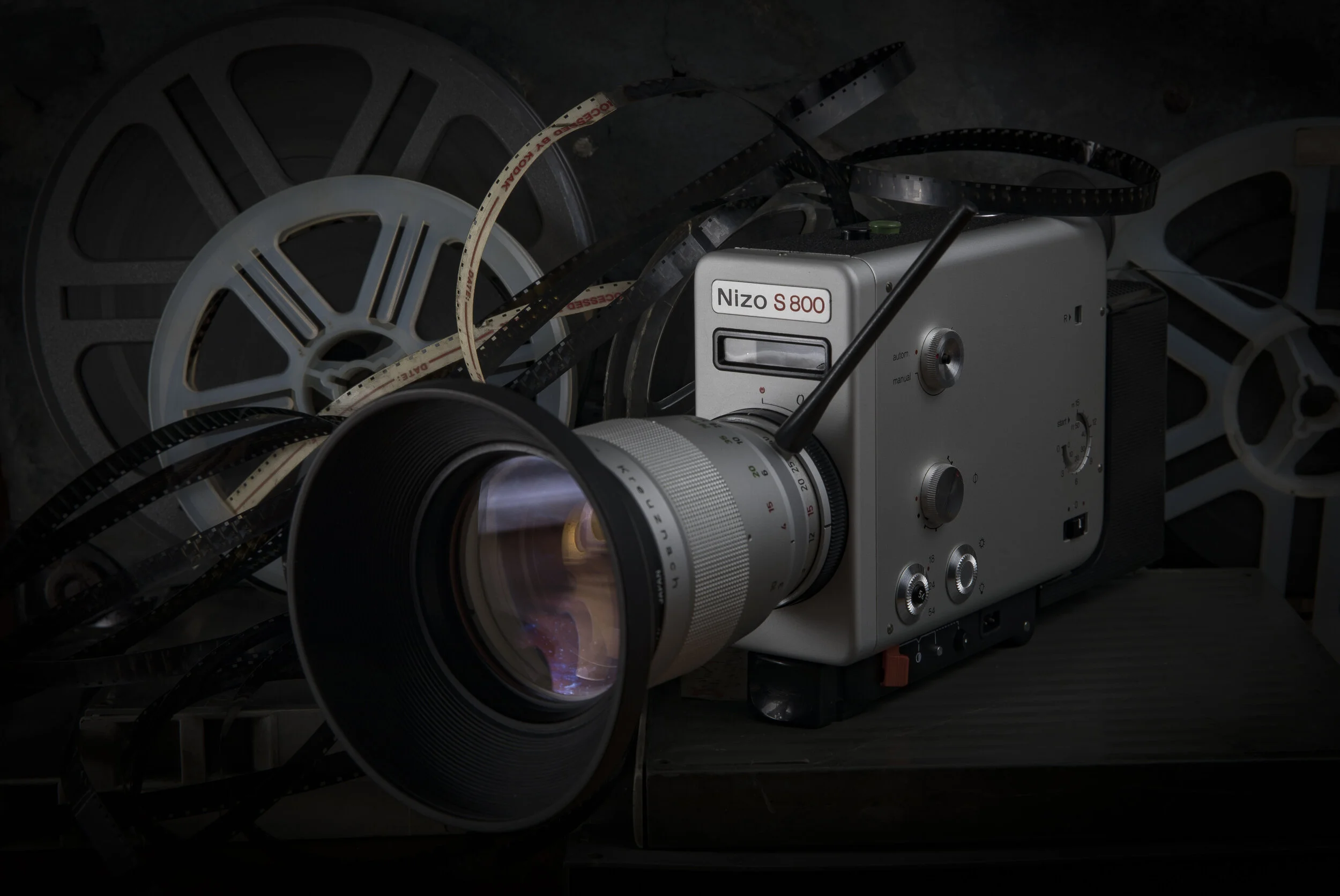 NIZO S800-SUPER 8-FILM-CAMERA-M0VIE-FILM-VINTAGE-PHOTOGRAPHY.JPG