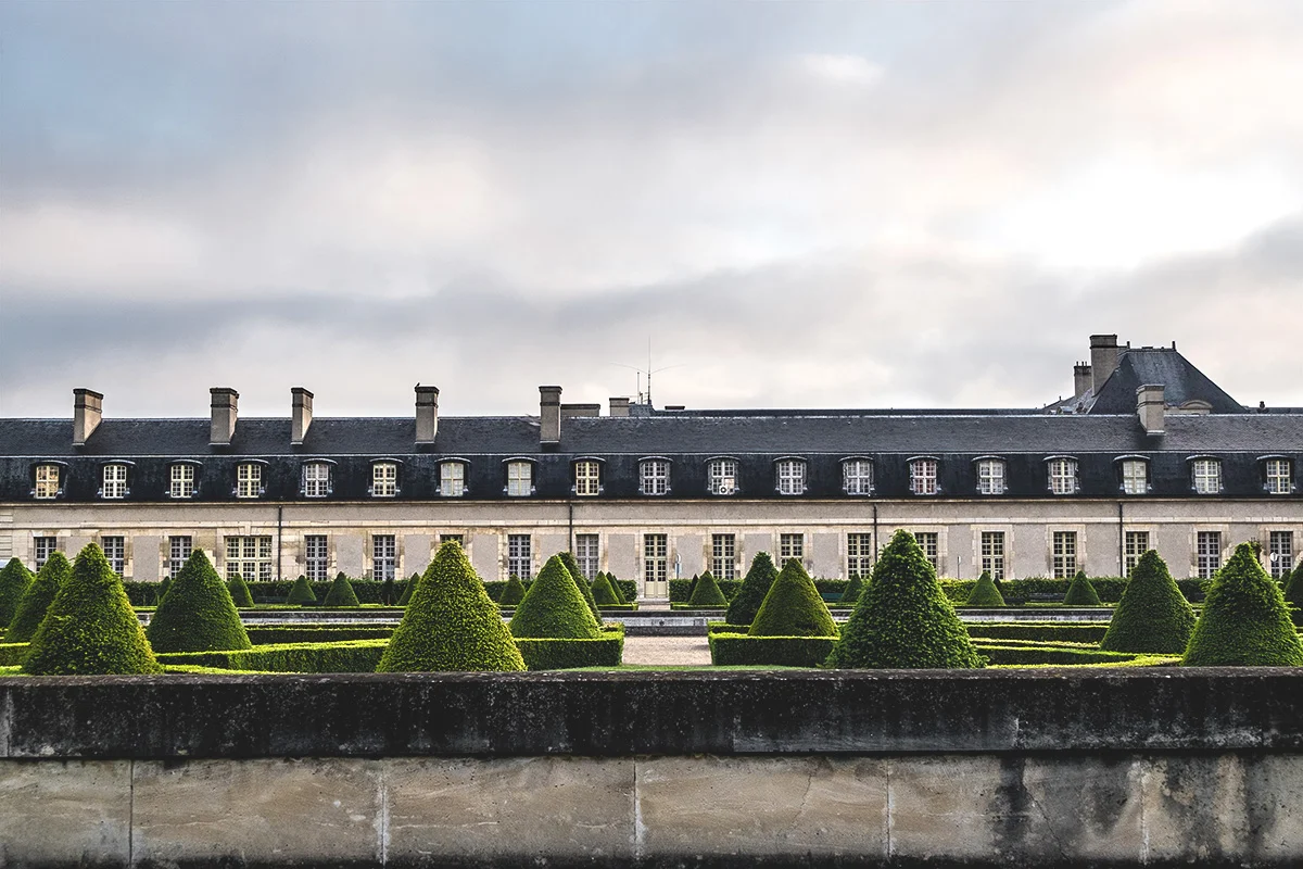 Guest Quarters
