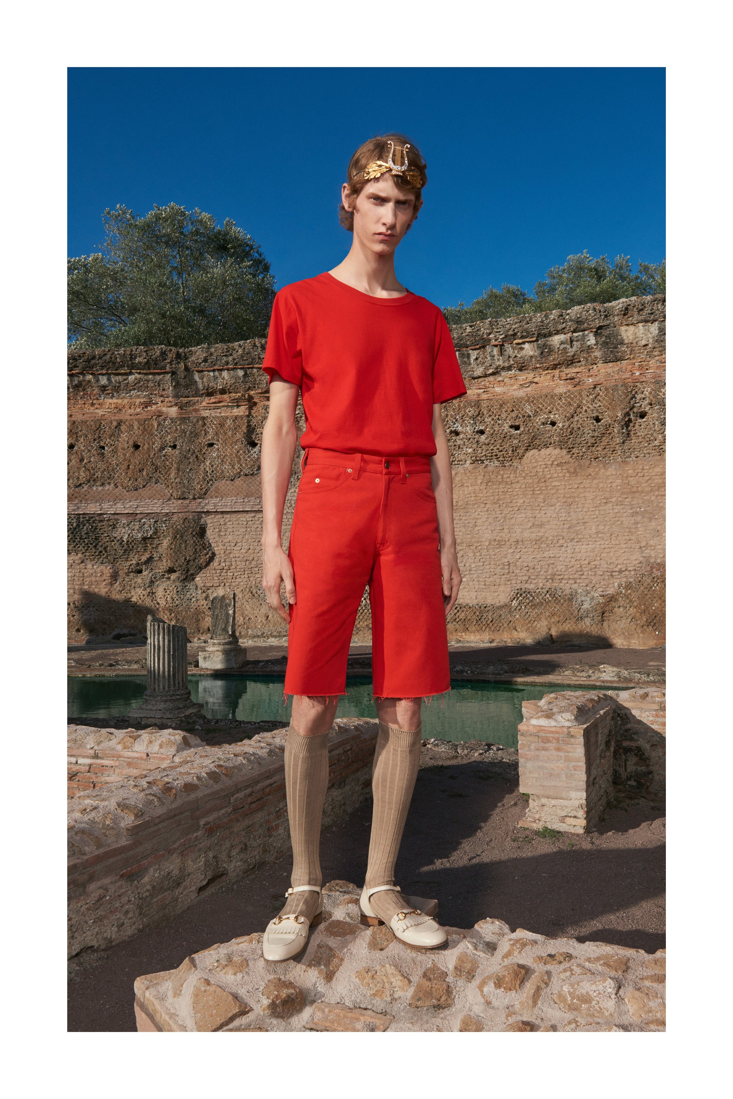 Collections like this are supposed to make you feel something. I can't see a man on the street wearing those loafers/sandals/platforms, but they made me look a few times - that's fashion's job. But when I look at this monochromatic orange look, the only vibes I get are "Its my first day of 3rd grade" vibes. 