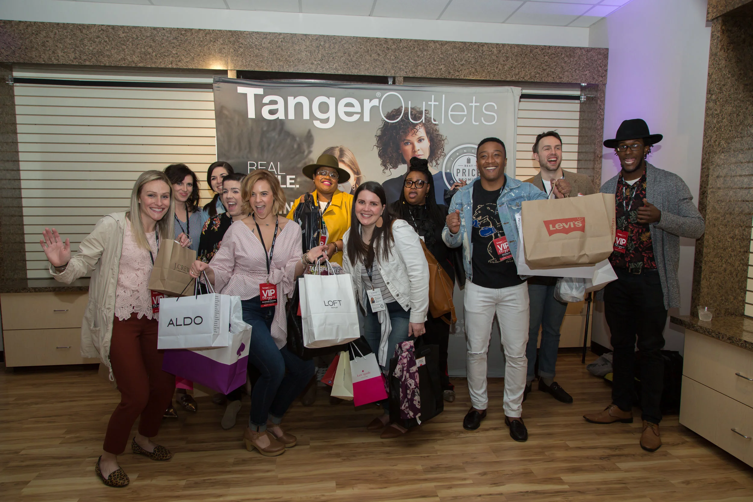 dj-hargrave-blogger-tanger-outlets.jpg