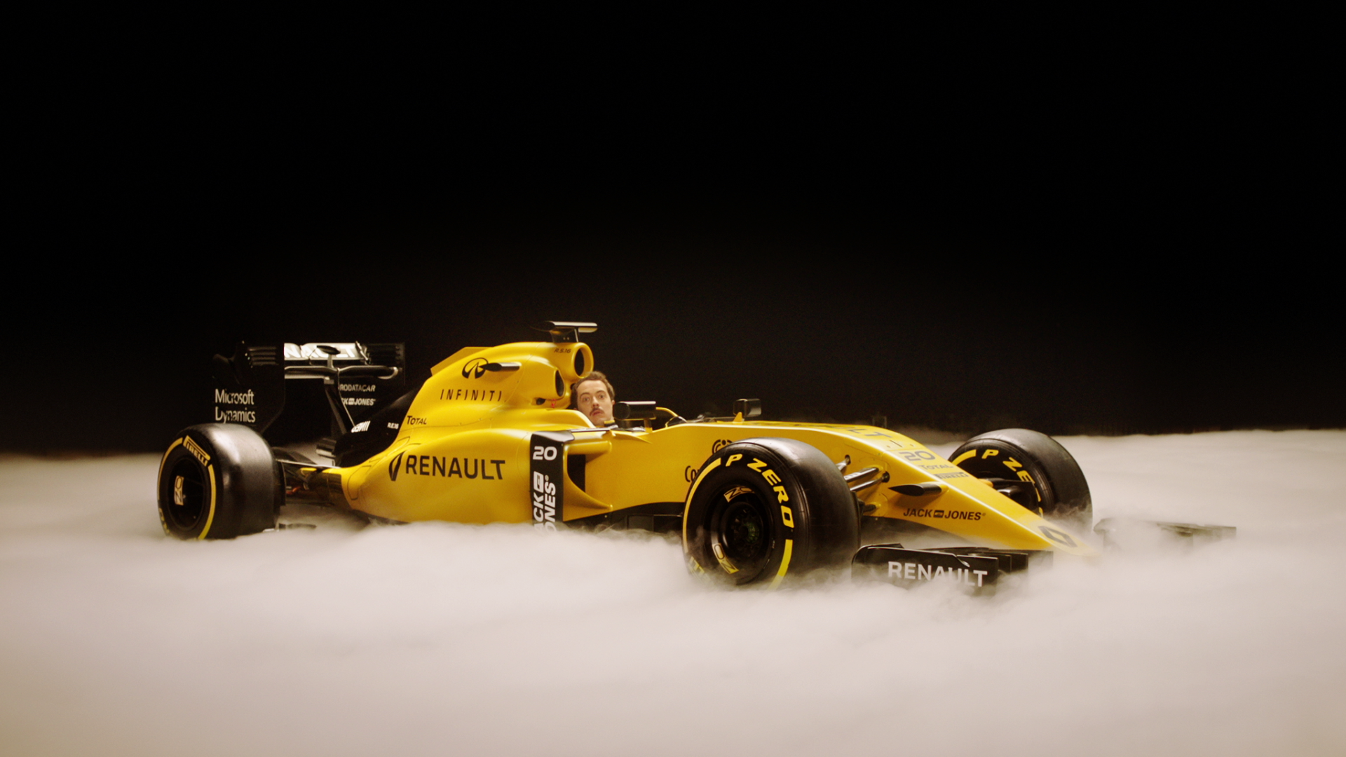RENAULT RS16