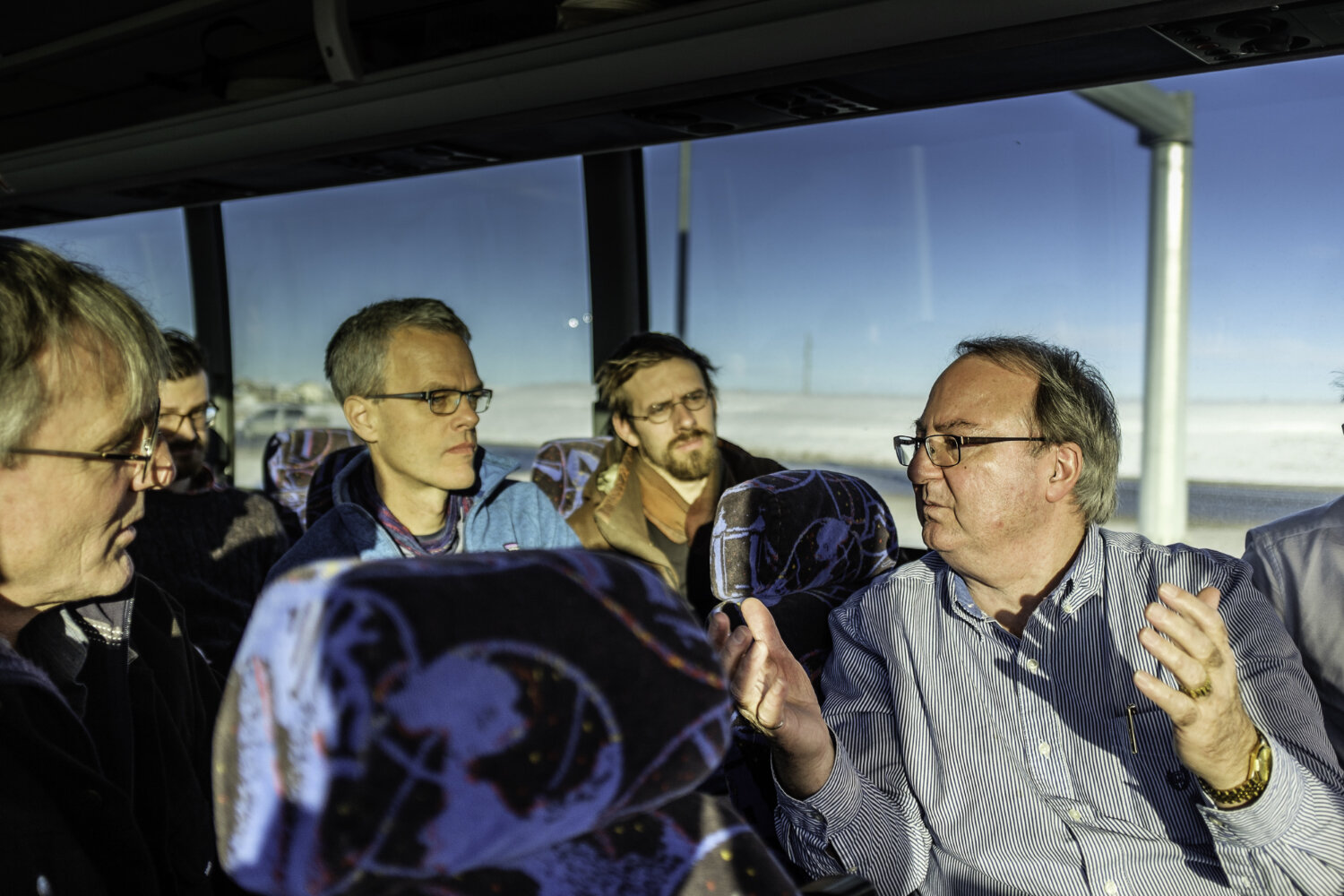  Artists Peter von Tiesenhausen, Stokley Towles, and Lane Shordee talk with retired director of UEP Water Resources.   Photo by C. Manderson 