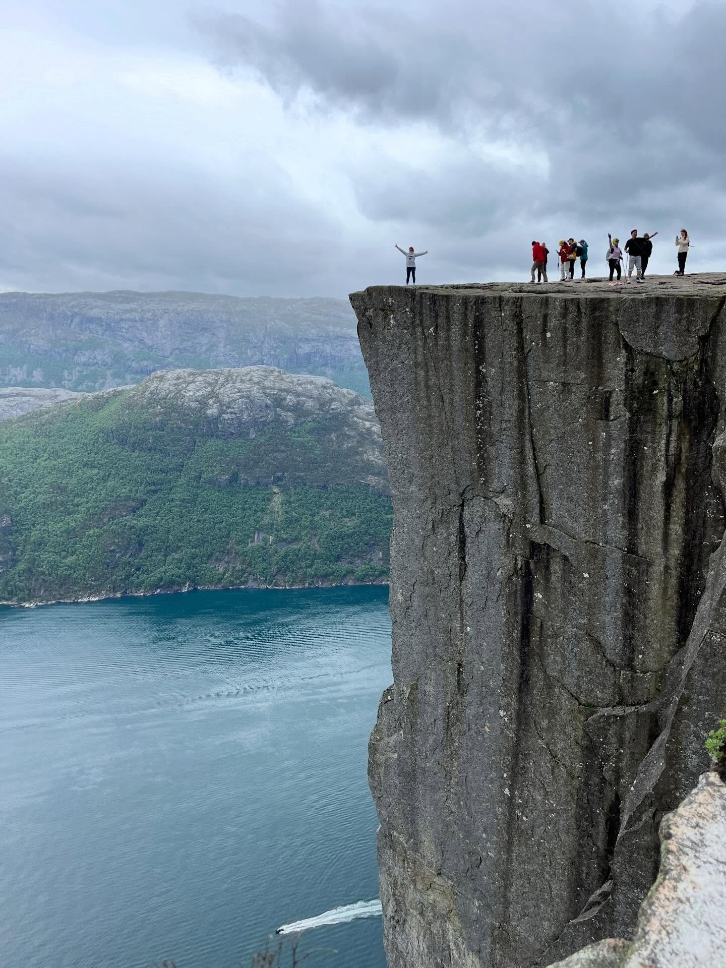Rogaland (Norway) has one thinking a lot about &lsquo;Context is half the work&rsquo; (Babara Steveni &amp; John Latham). For the development of a new work to mark the 900 hundred year anniversary of the city of Stavanger we visited 1 billion years o