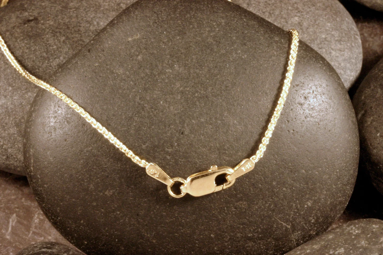 What is the Strongest Necklace Chain: Ultimate Durability Guide