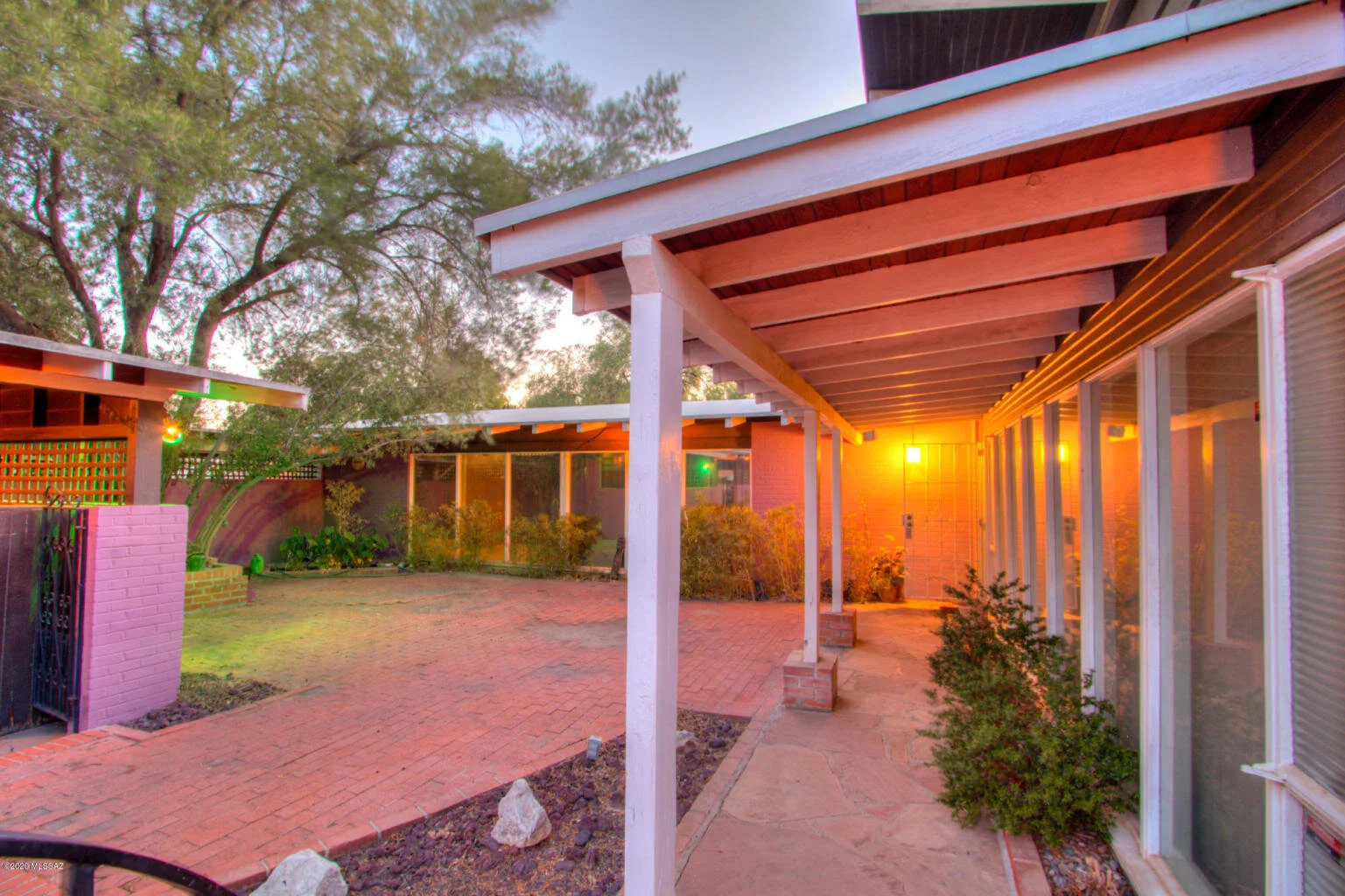 701 N. Cmn Miramonte — Tucson Mid Century Modern Homes