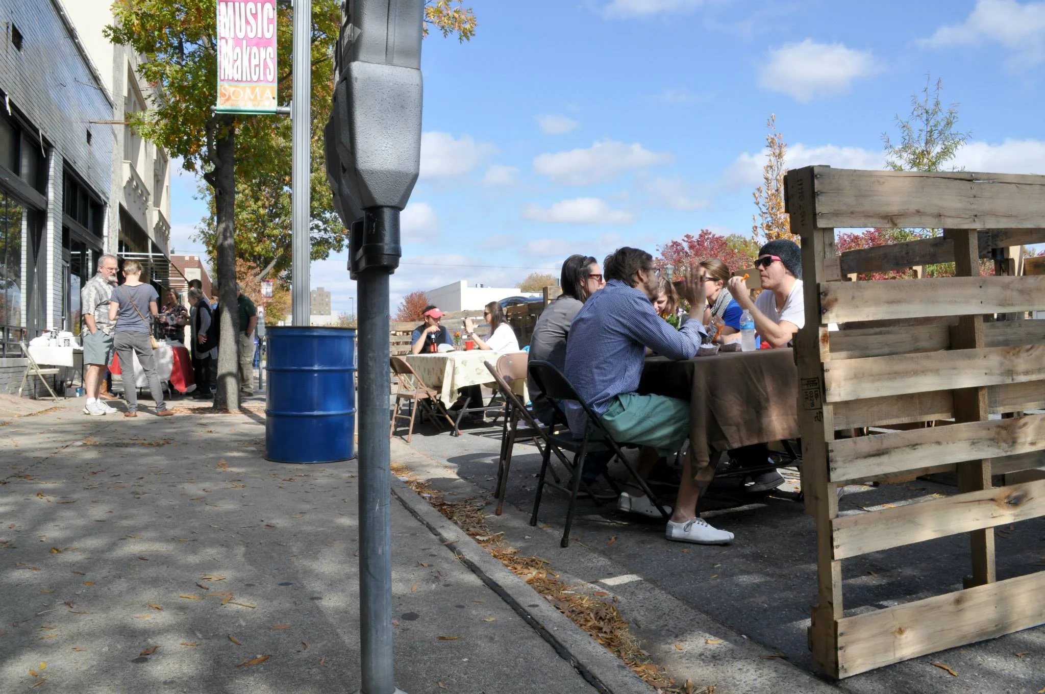 street cafe.jpg
