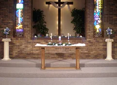 minneapolis-silk-florist-silk-flower-alter-arrangements.jpg