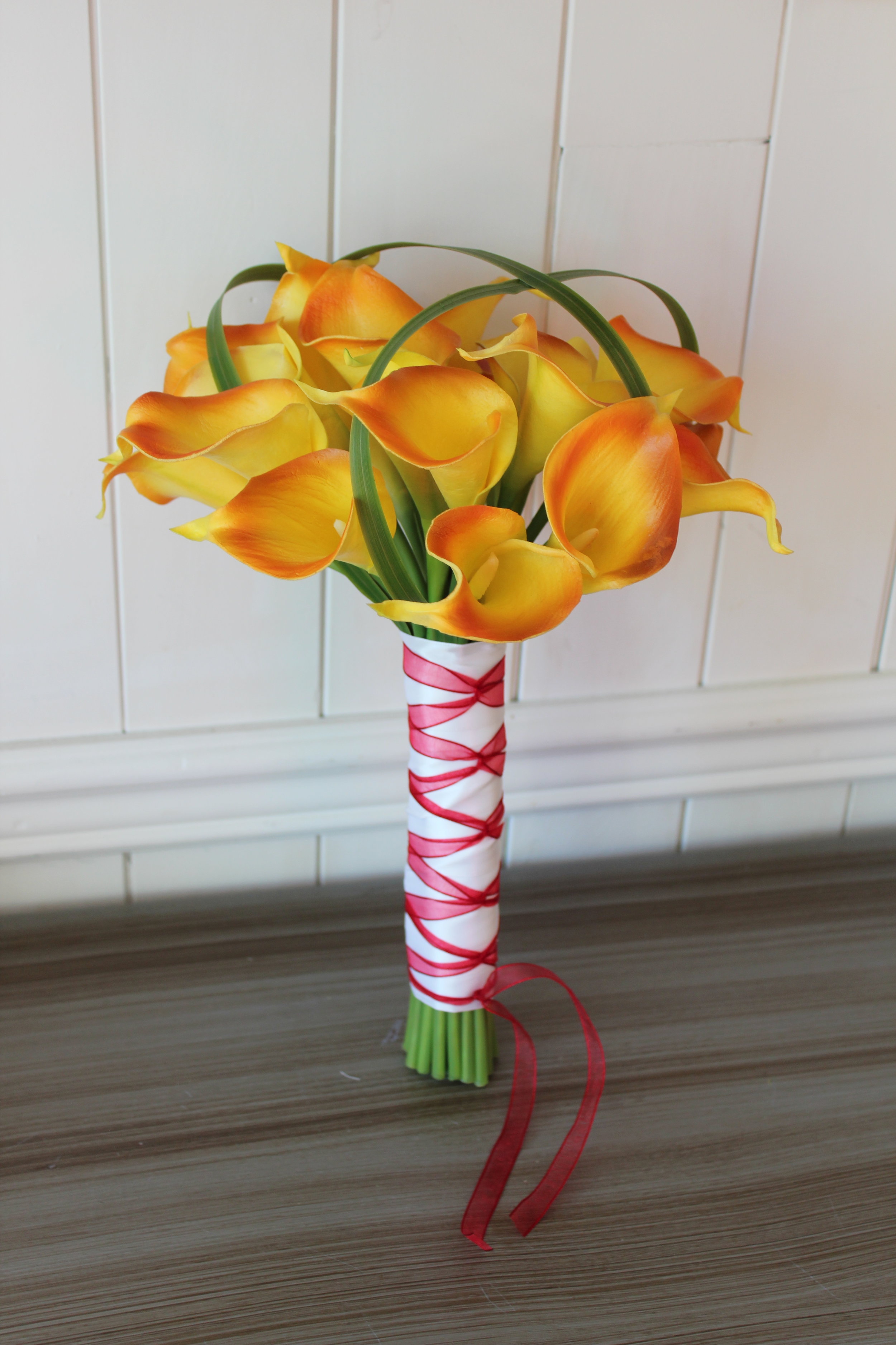 Calla Lilies Order Silk Wedding Flowers Online Love Is Blooming Blog Silk Wedding Flowers And Bouquets Online Love Is Blooming
