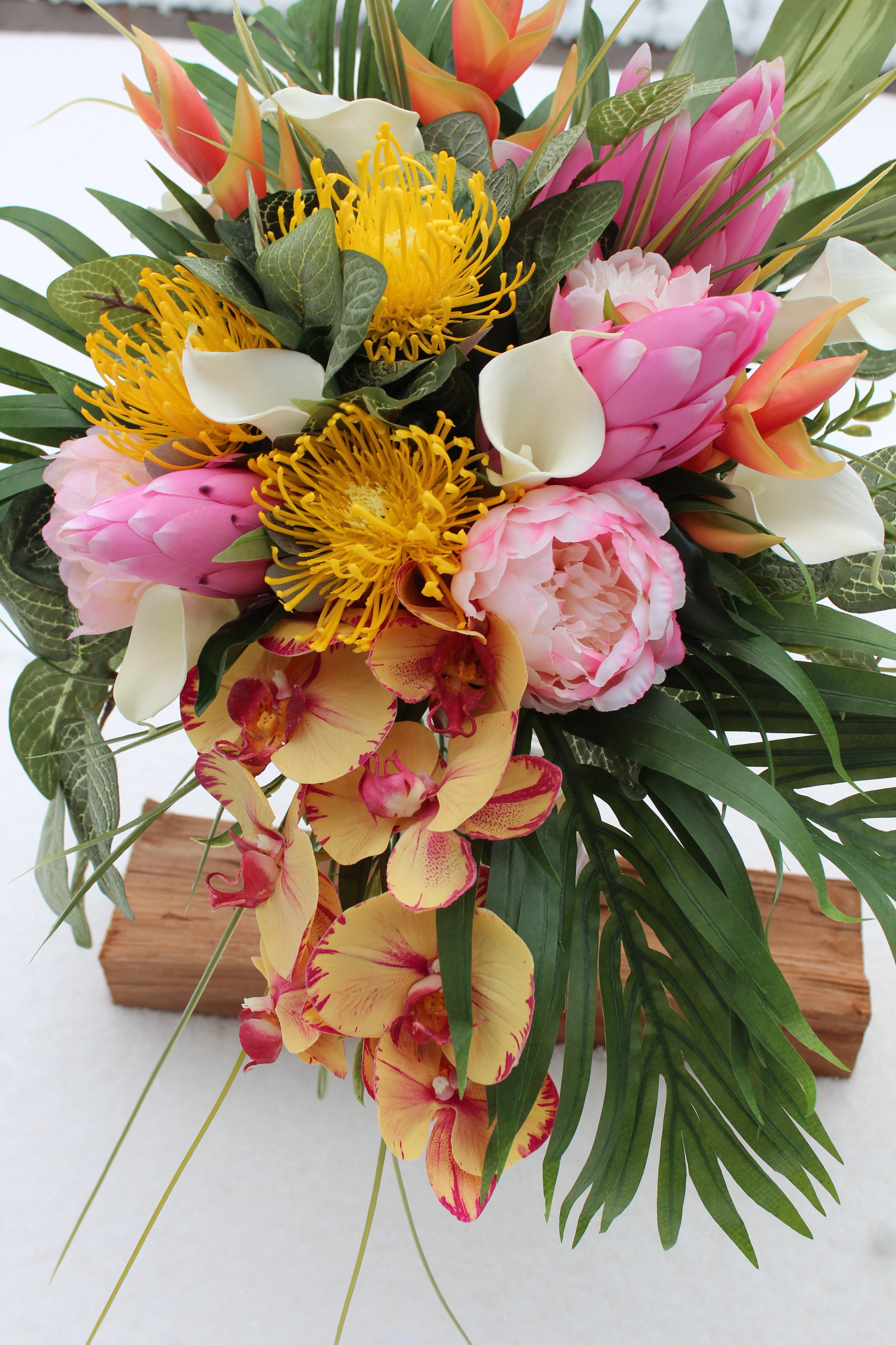 Tropical Bridal Bouquet And Matching Silk Flower Arrangements Silk Wedding Flowers And Bouquets Online Love Is Blooming