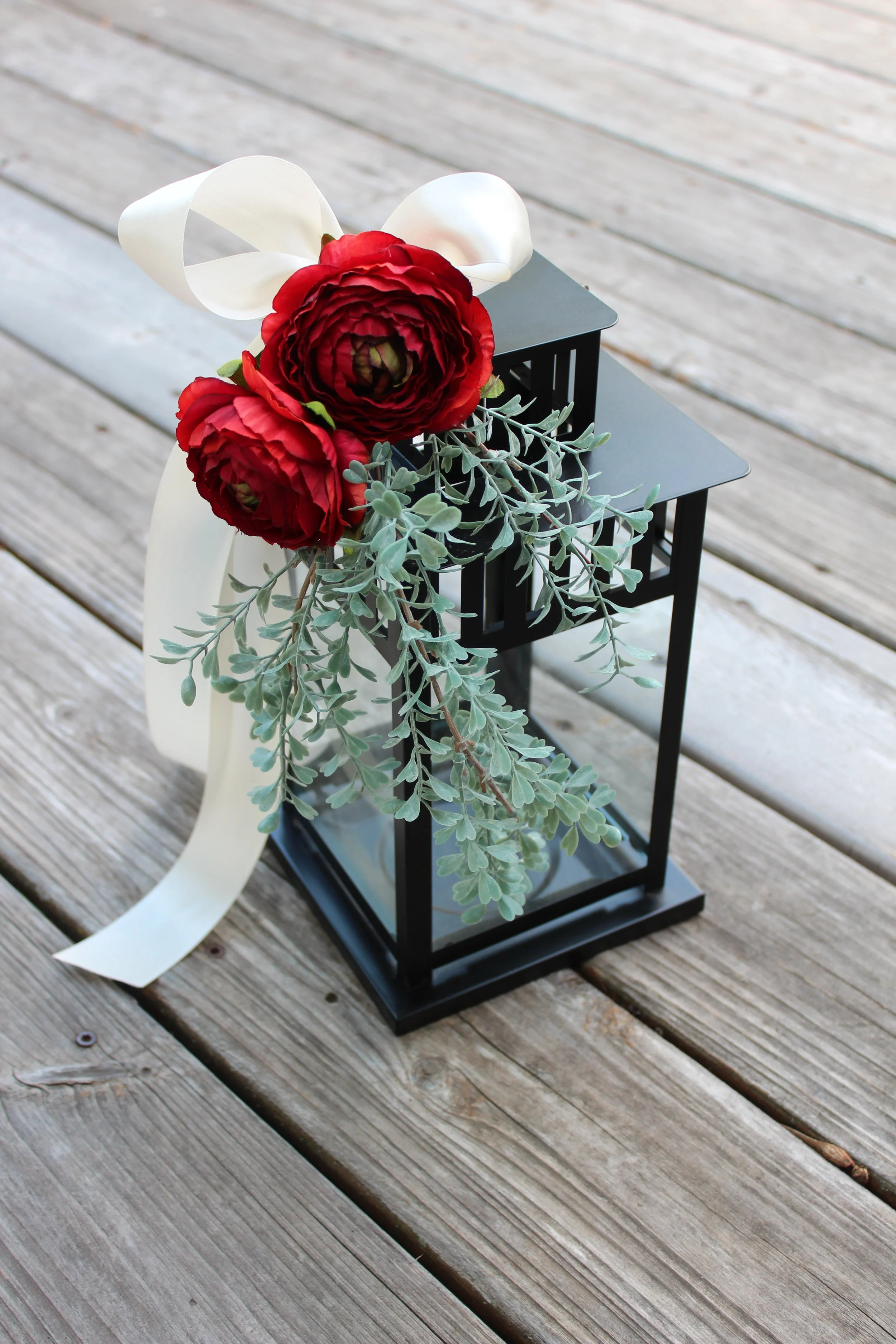 Lantern Centerpiece Wedding Idea with Silk Flowers